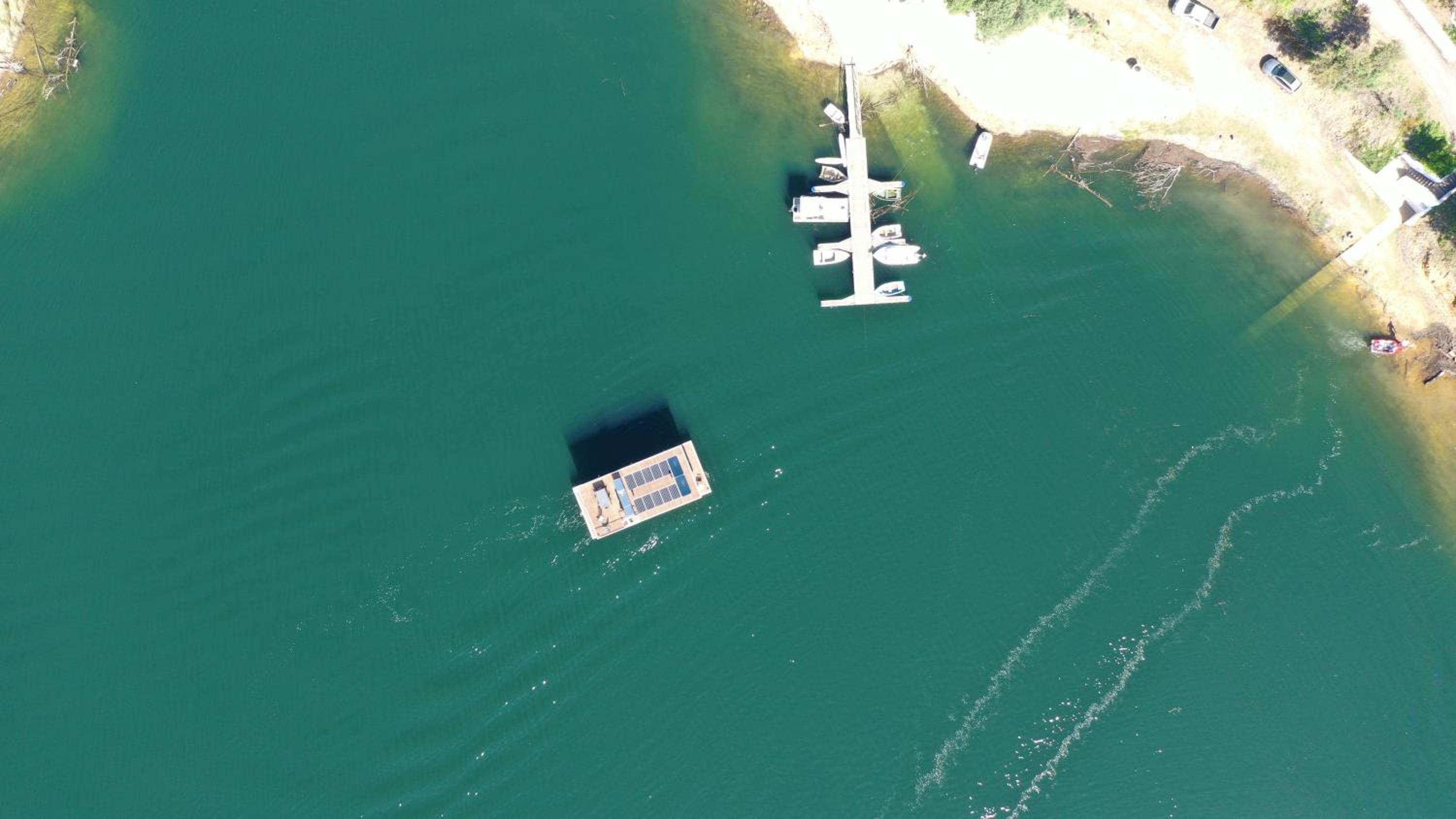 Floating Álvaro view 5
