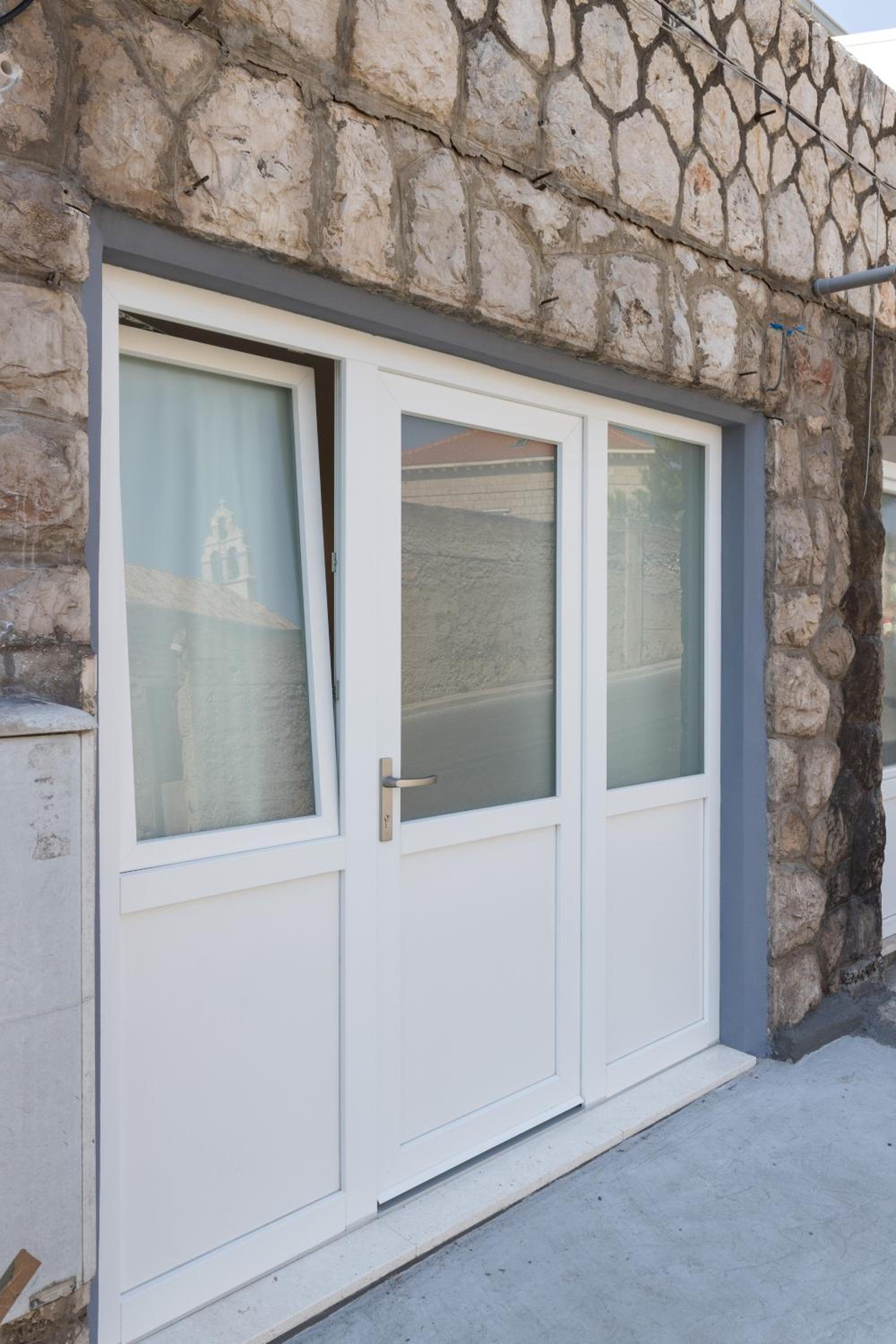 Apartment & Rooms Primi with FREE PARKING