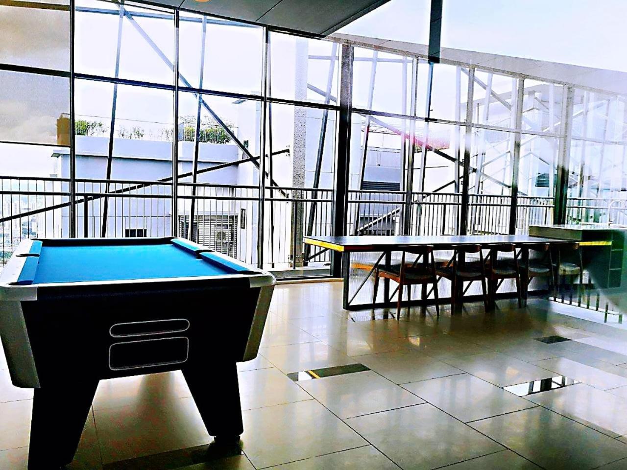 Maxine Suites