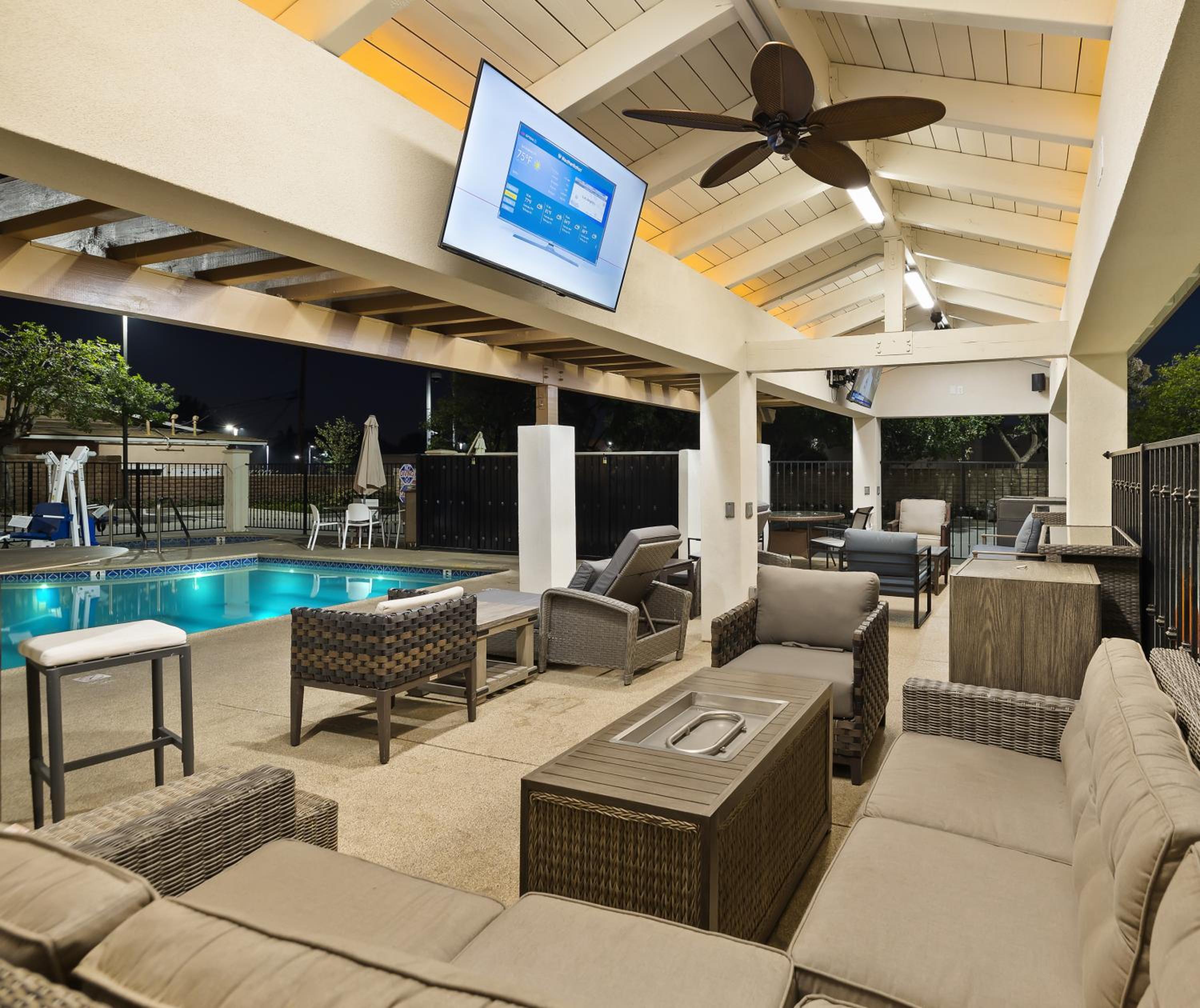 Hotel Huntington - Property Image 65