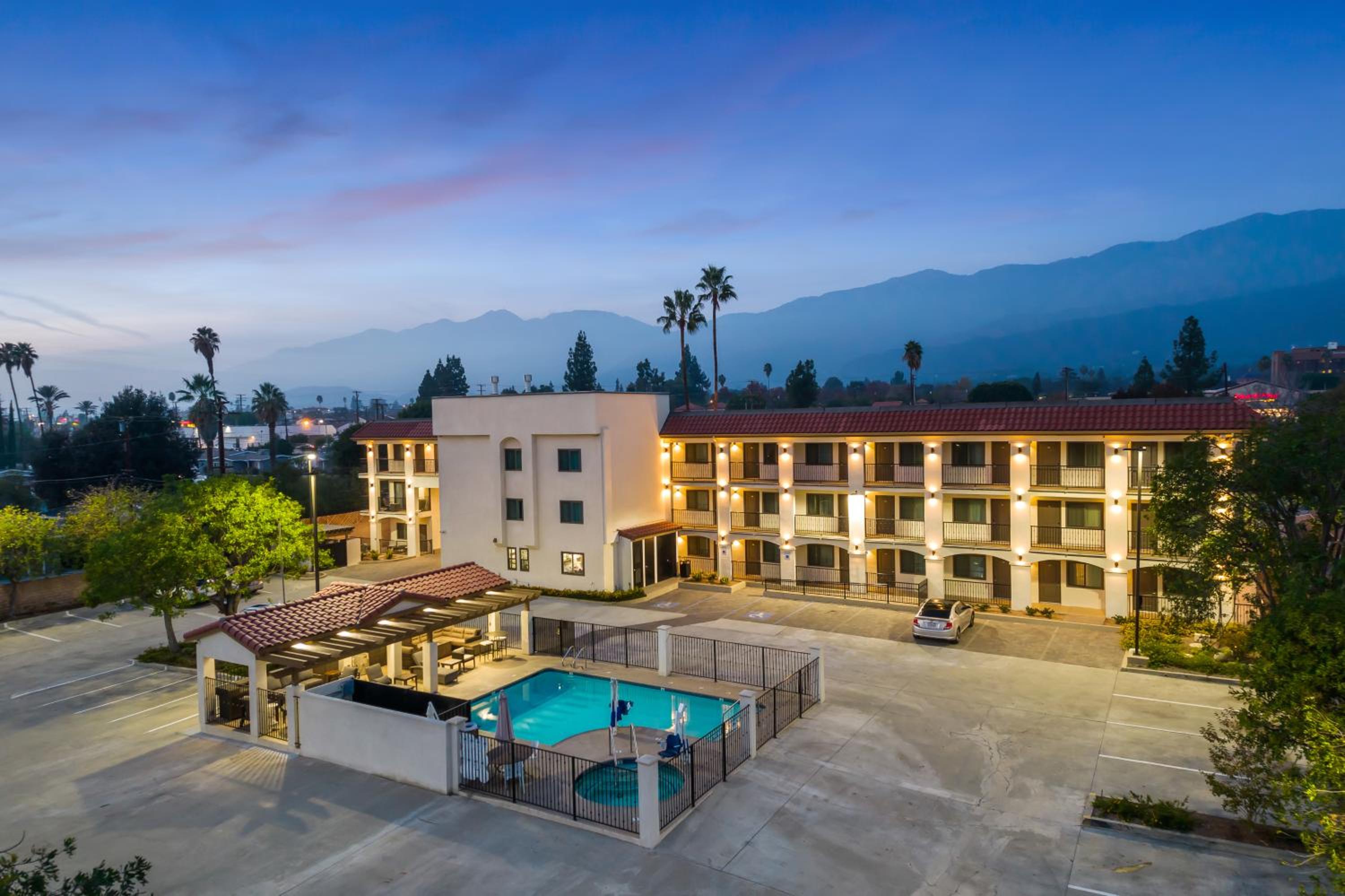 Hotel Huntington - Property Image 66