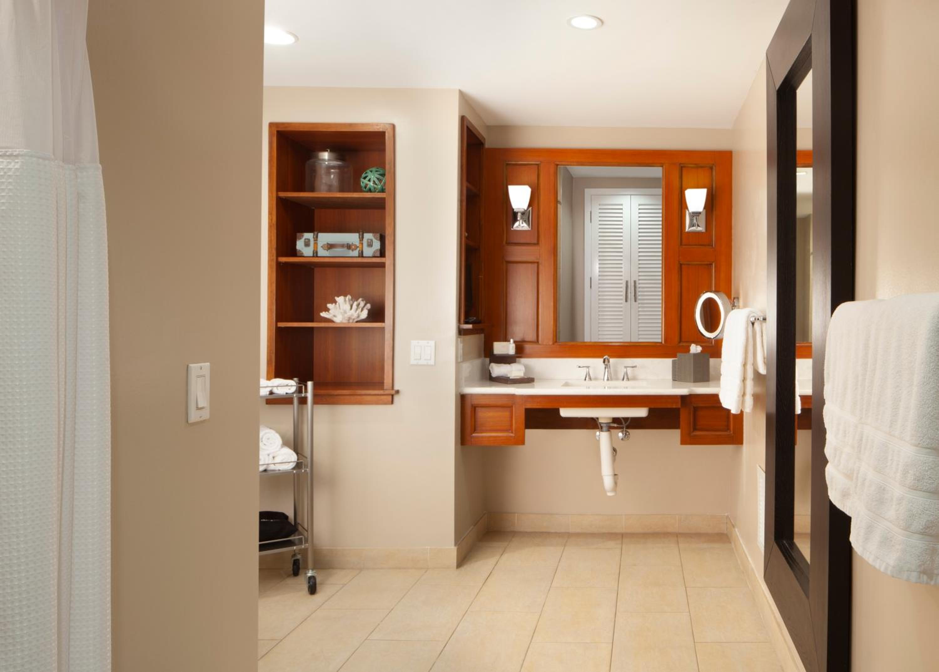 Pier House Resort & Spa