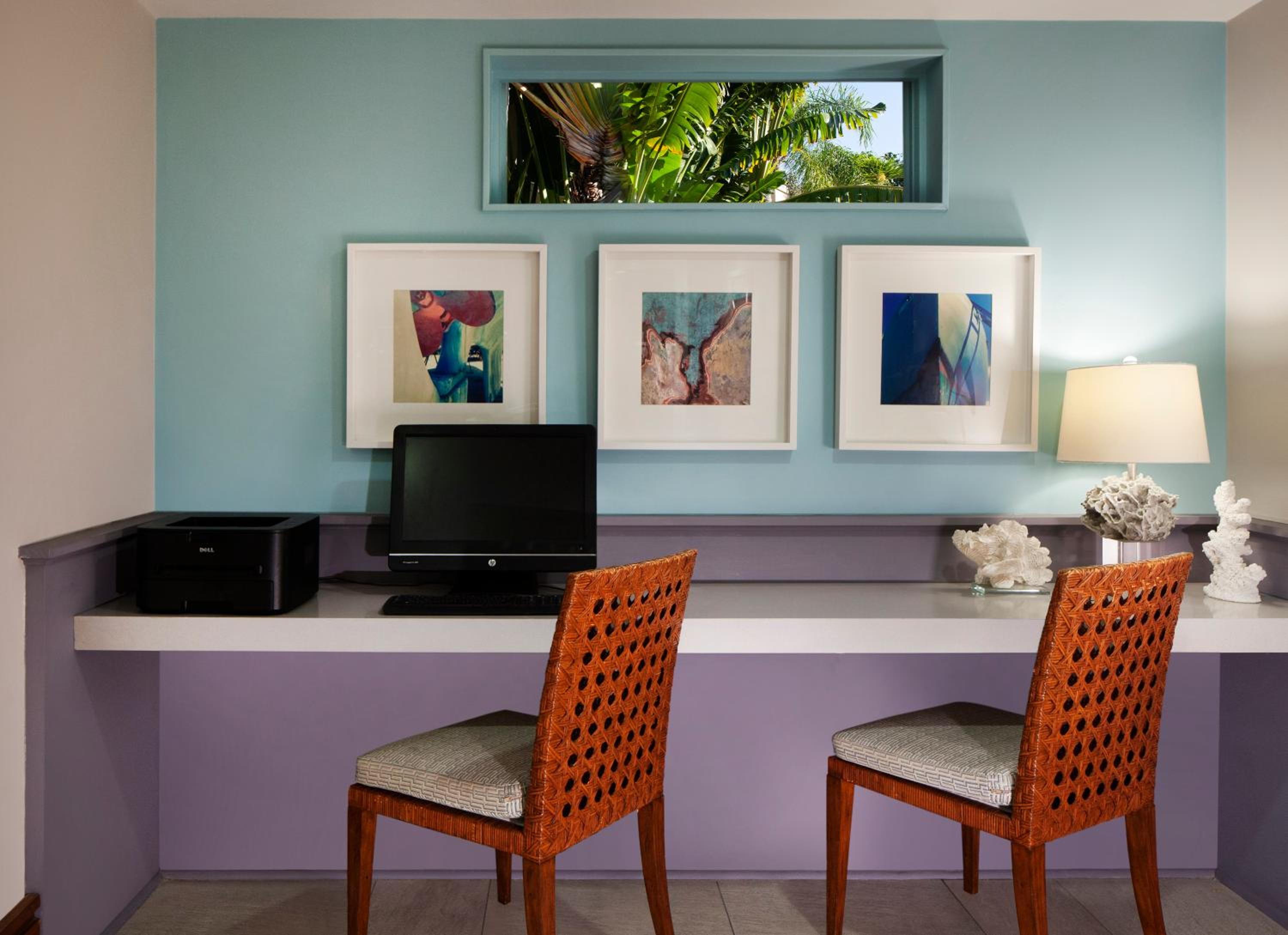 Pier House Resort & Spa