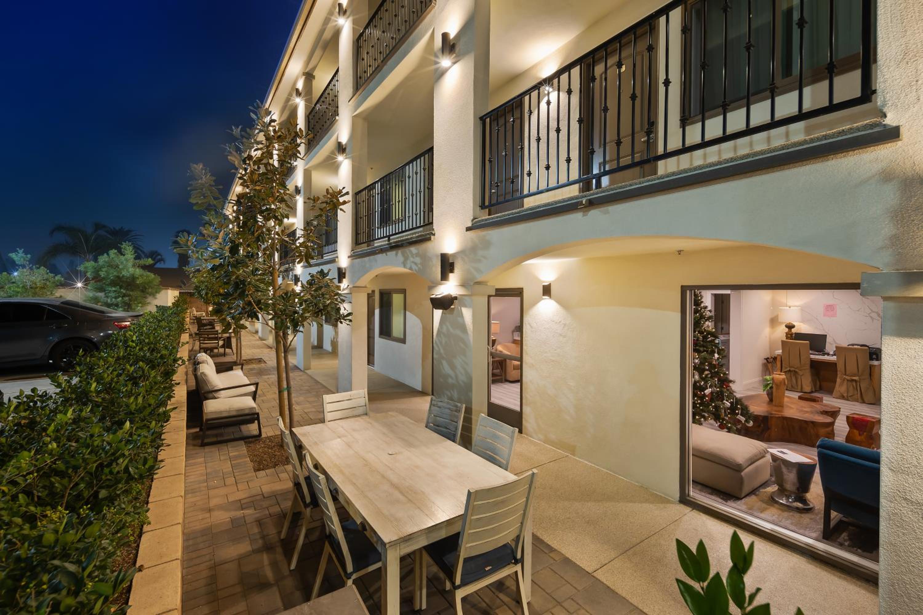 Hotel Huntington - Property Image 21