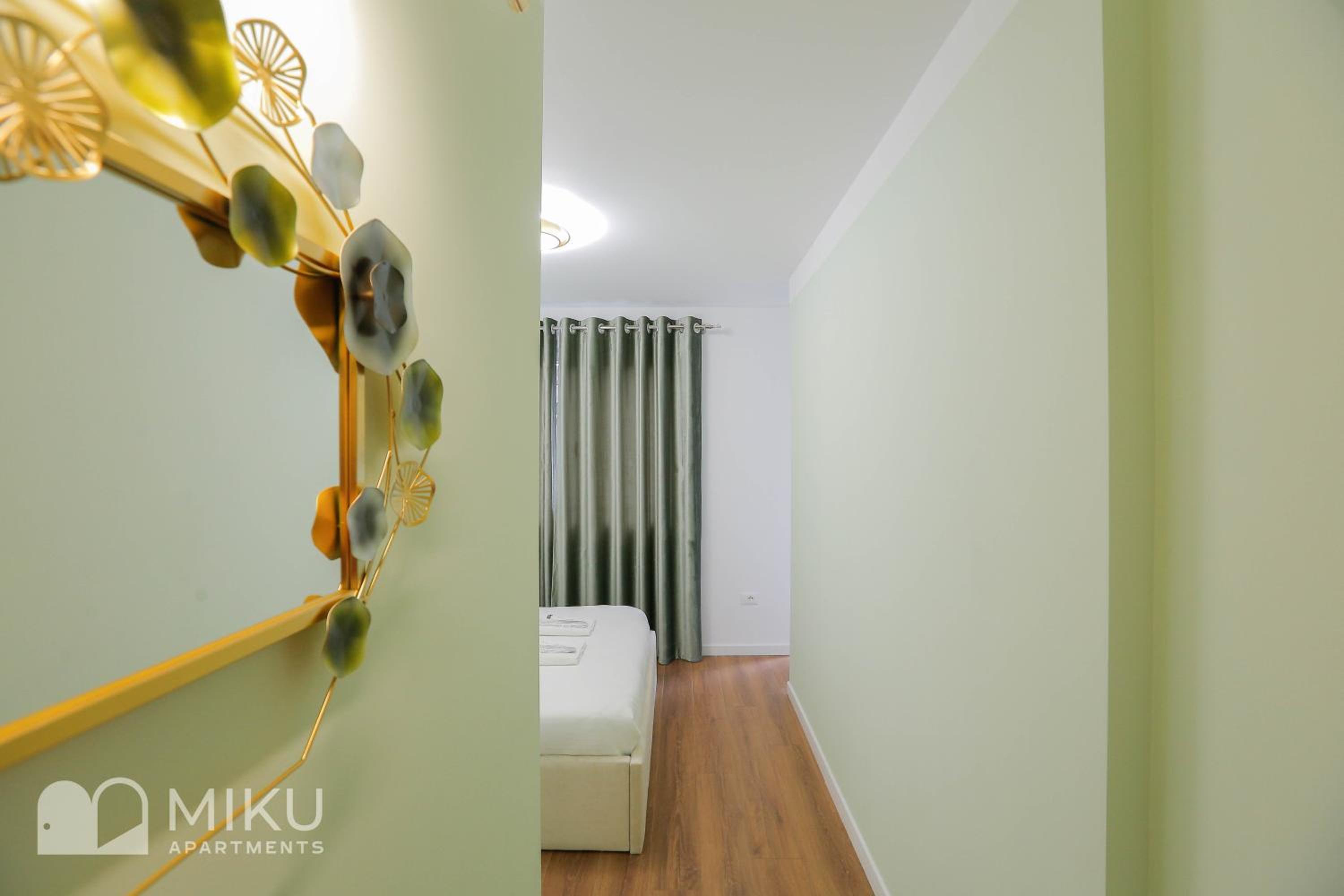 Miku Apartment - LUX 2Bd Apartment At City Center