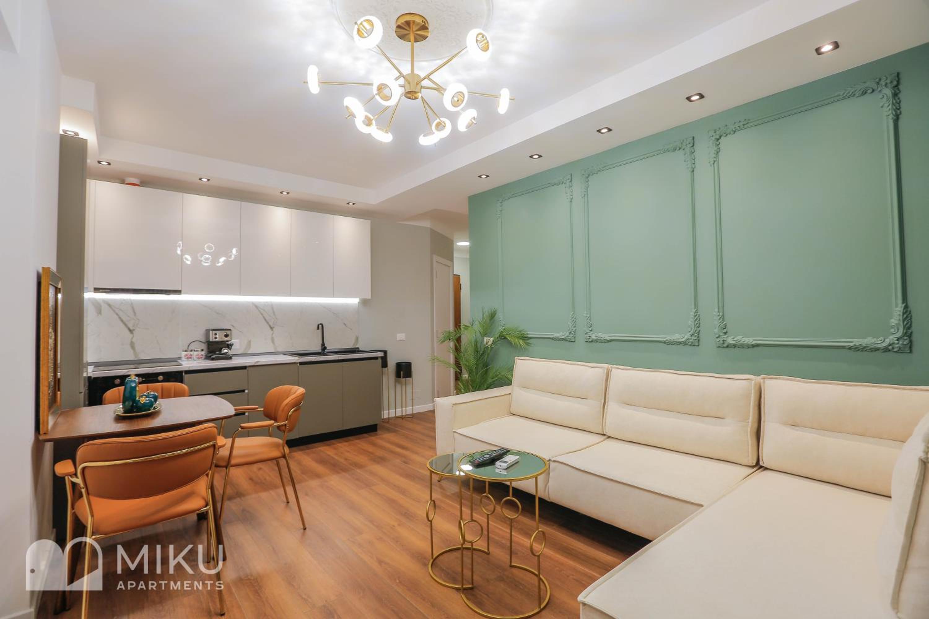 Miku Apartment - LUX 2Bd Apartment At City Center