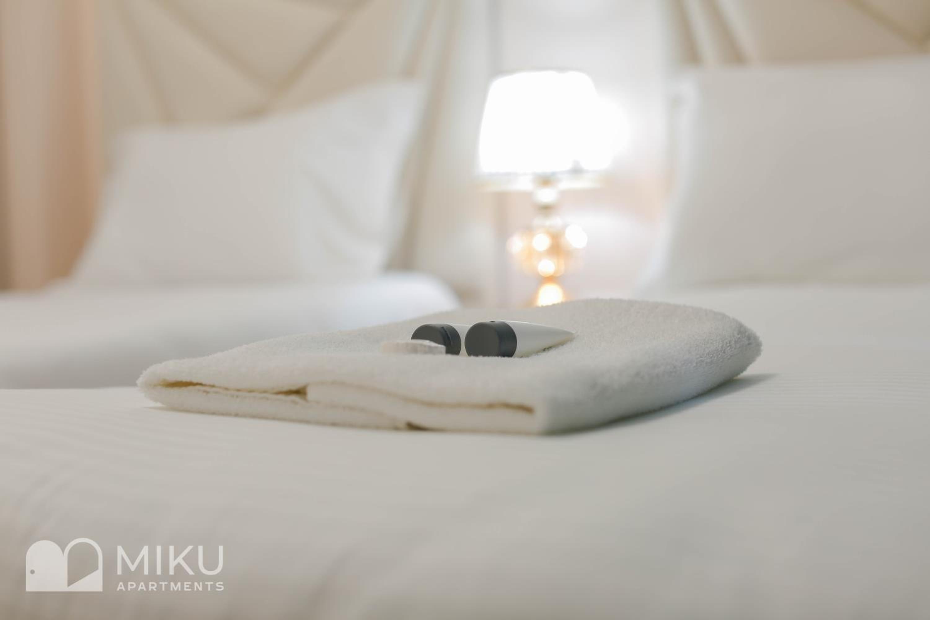 Miku Apartment - LUX 2Bd Apartment At City Center