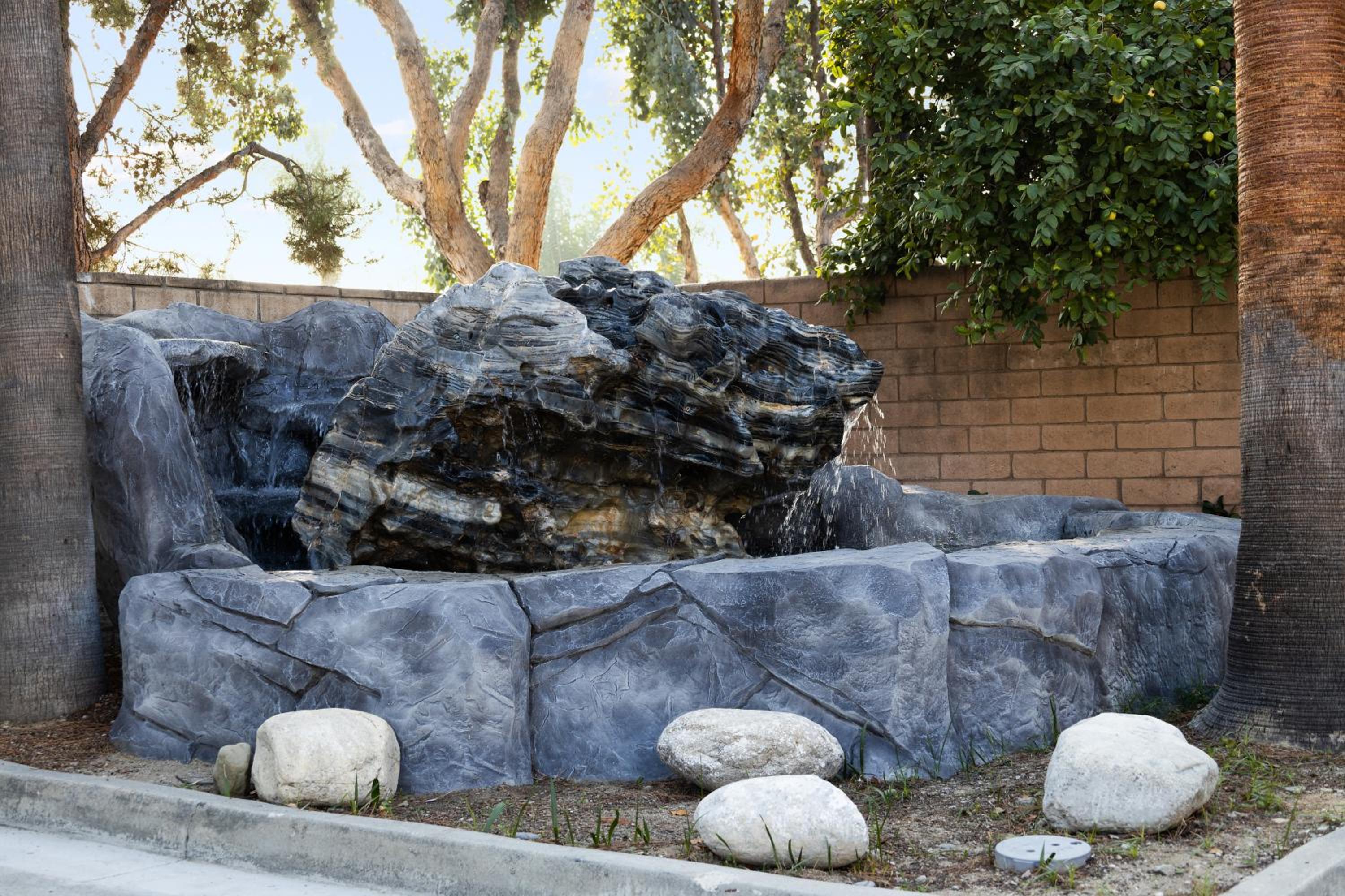 Hotel Huntington - Property Image 12
