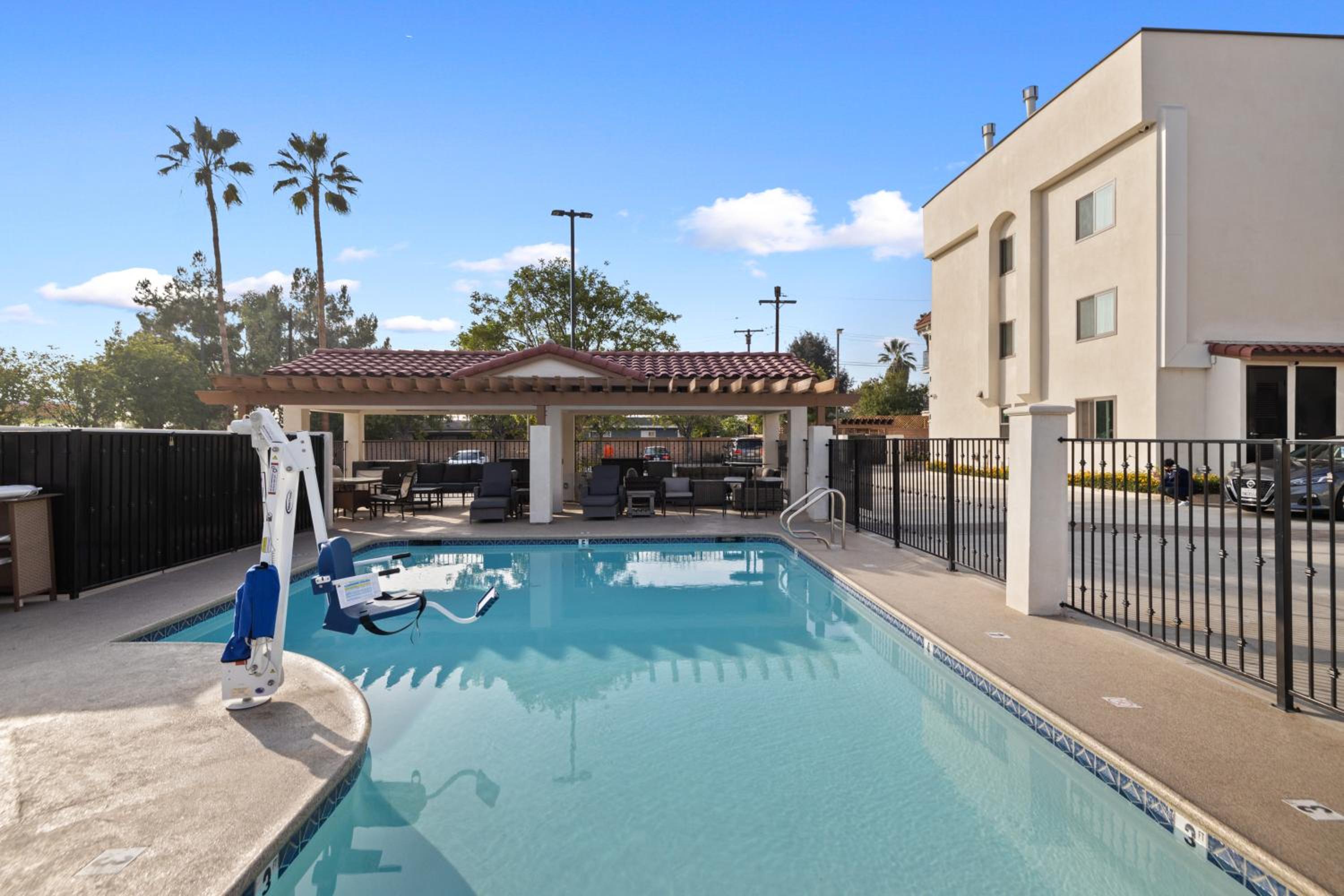 Hotel Huntington - Property Image 24