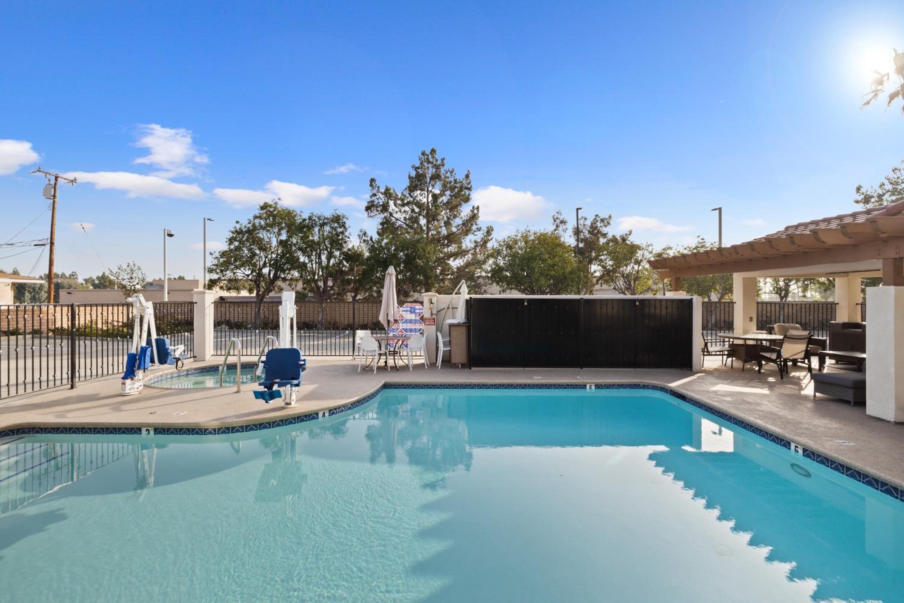 Hotel Huntington - Property Image 77