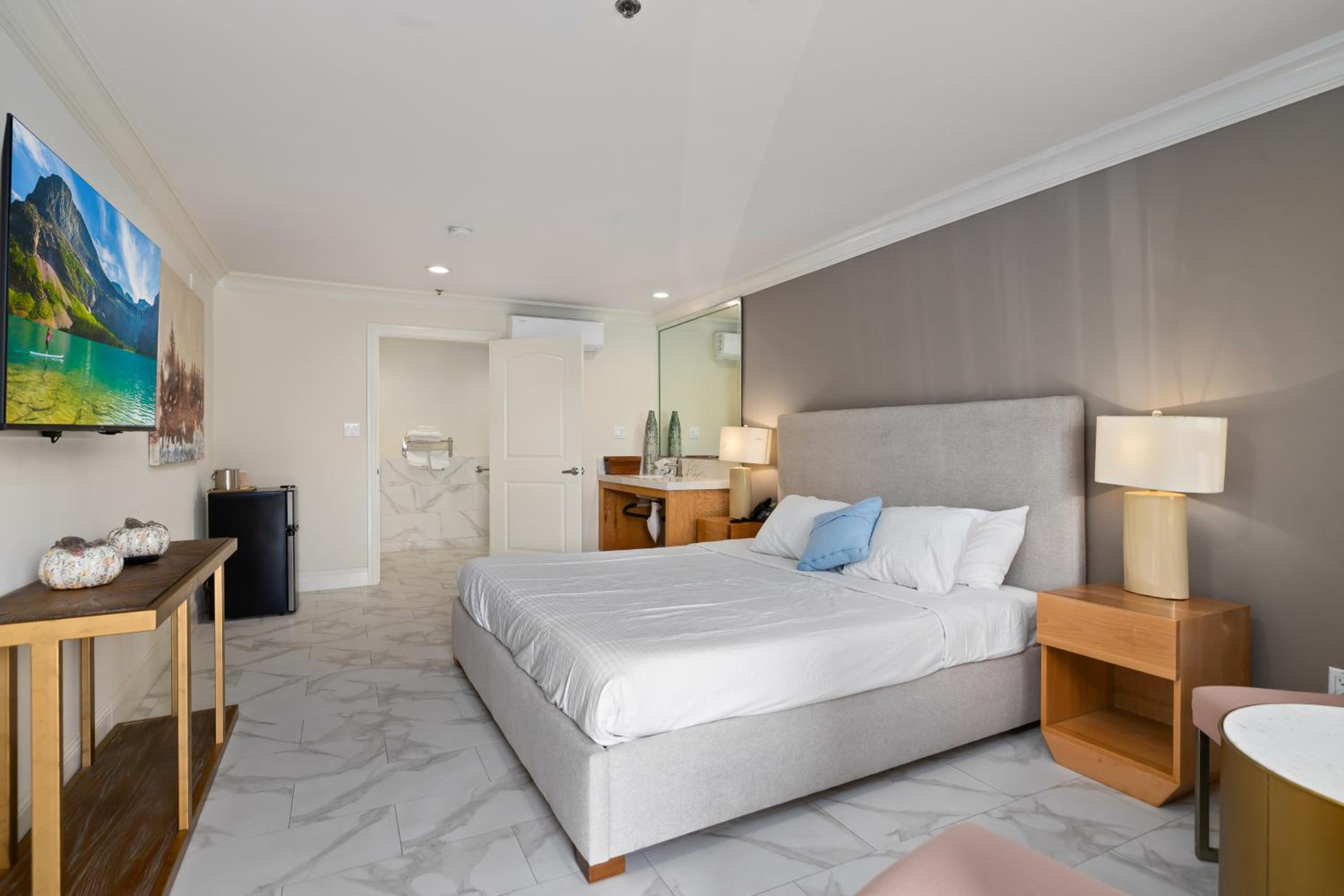 Hotel Huntington - Property Image 28