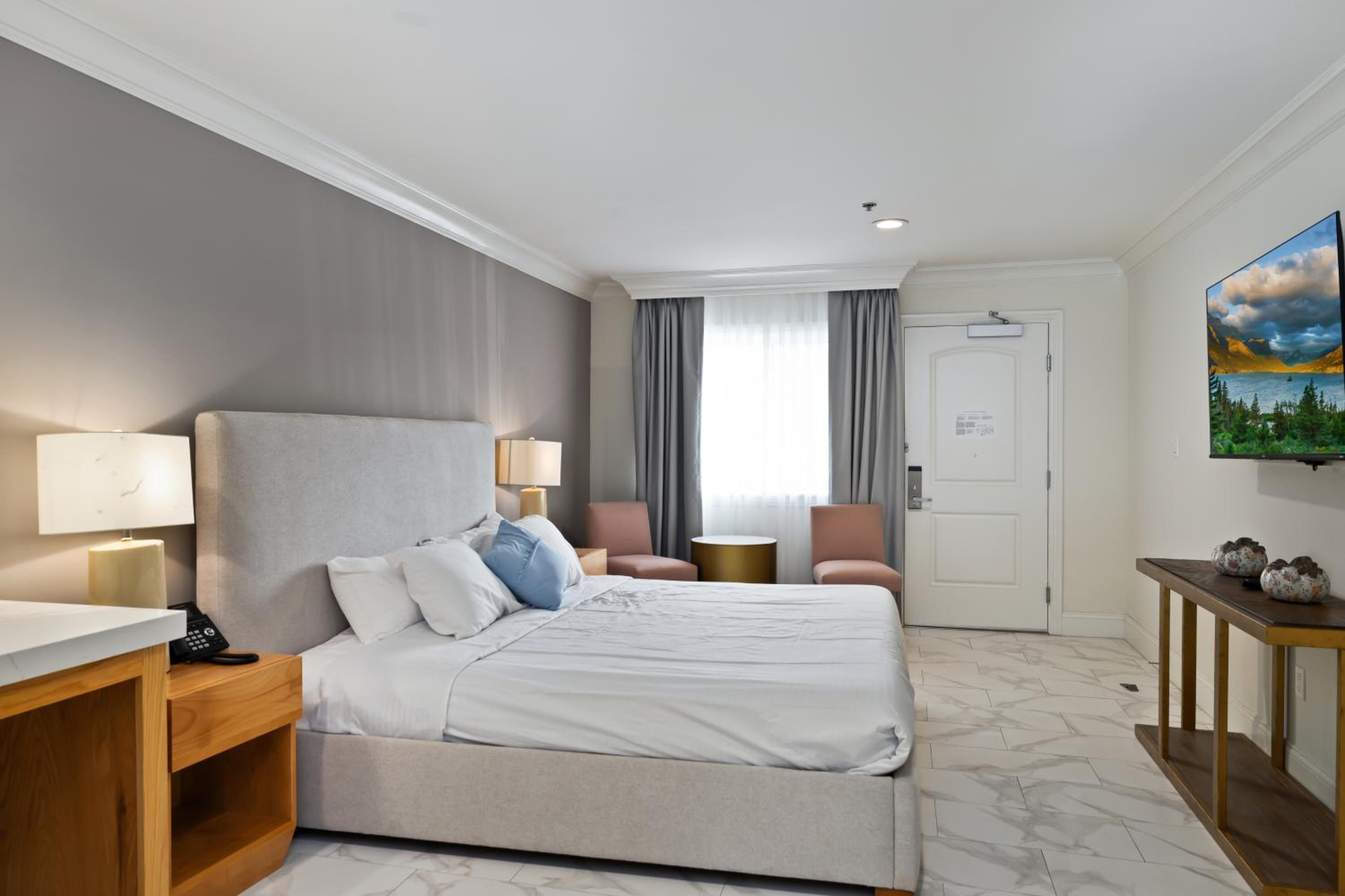 Hotel Huntington - Property Image 27