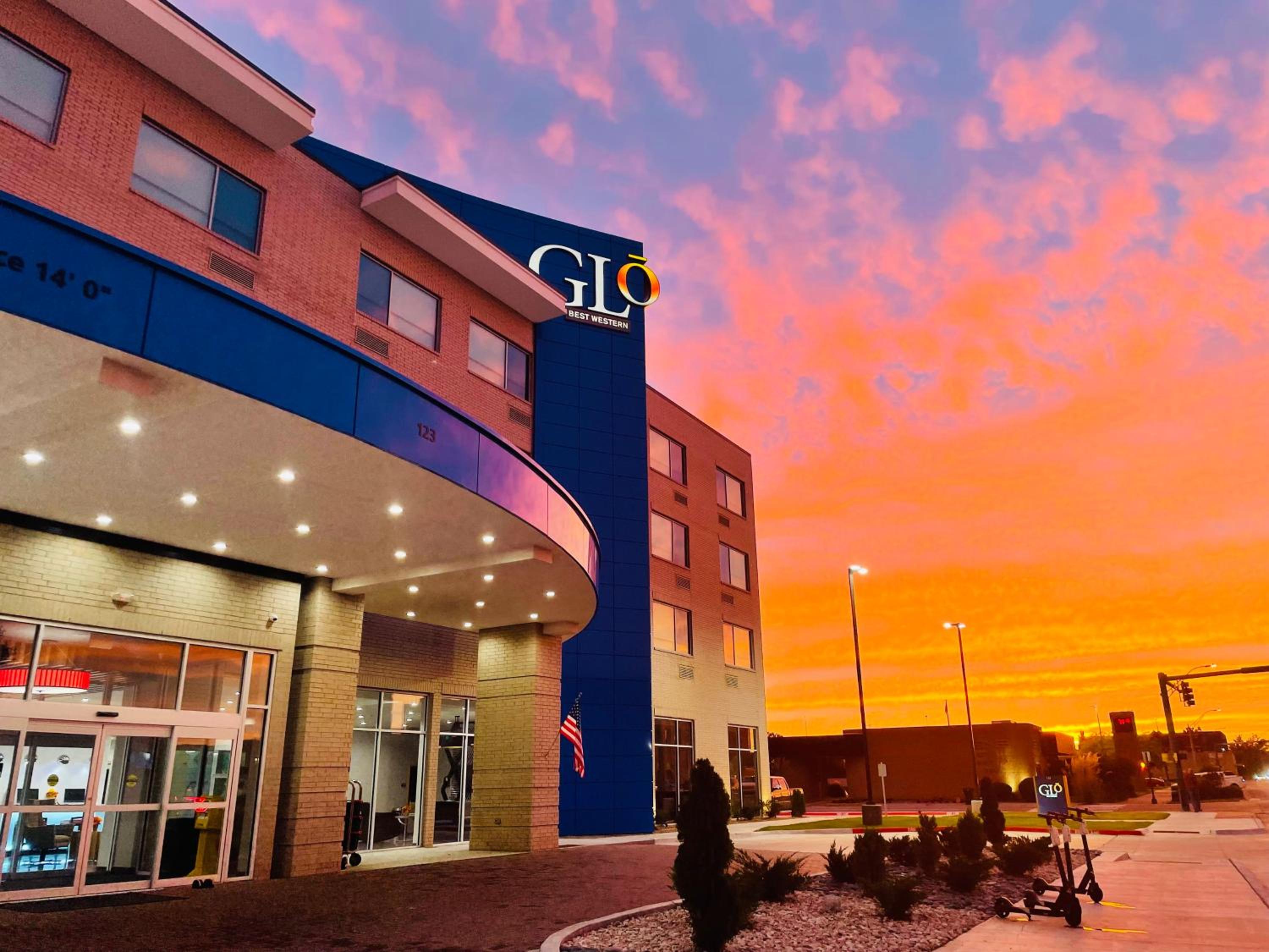 Enid Vacations - GLo Best Western Enid OK Downtown - Convention Center Hotel - Property Image 1