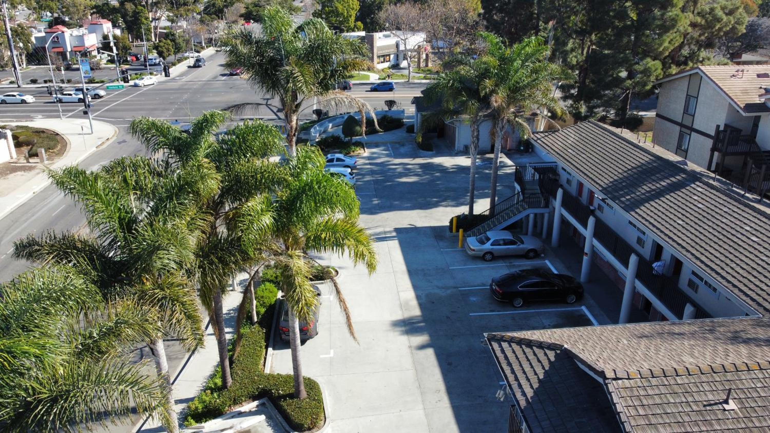 Americas Best Value Inn Oxnard-Port Hueneme - Property Image 7