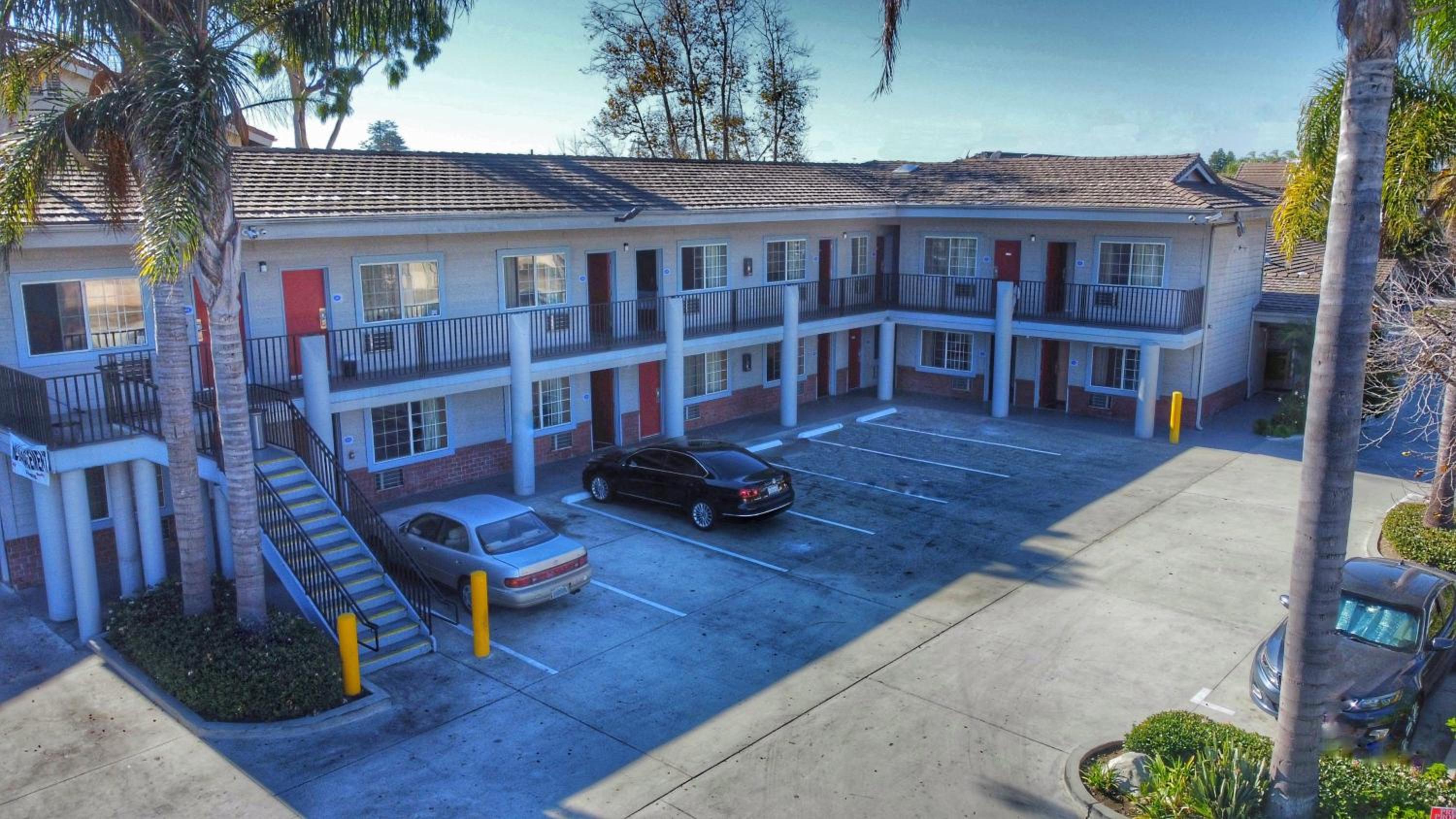 Americas Best Value Inn Oxnard-Port Hueneme - Property Image 19