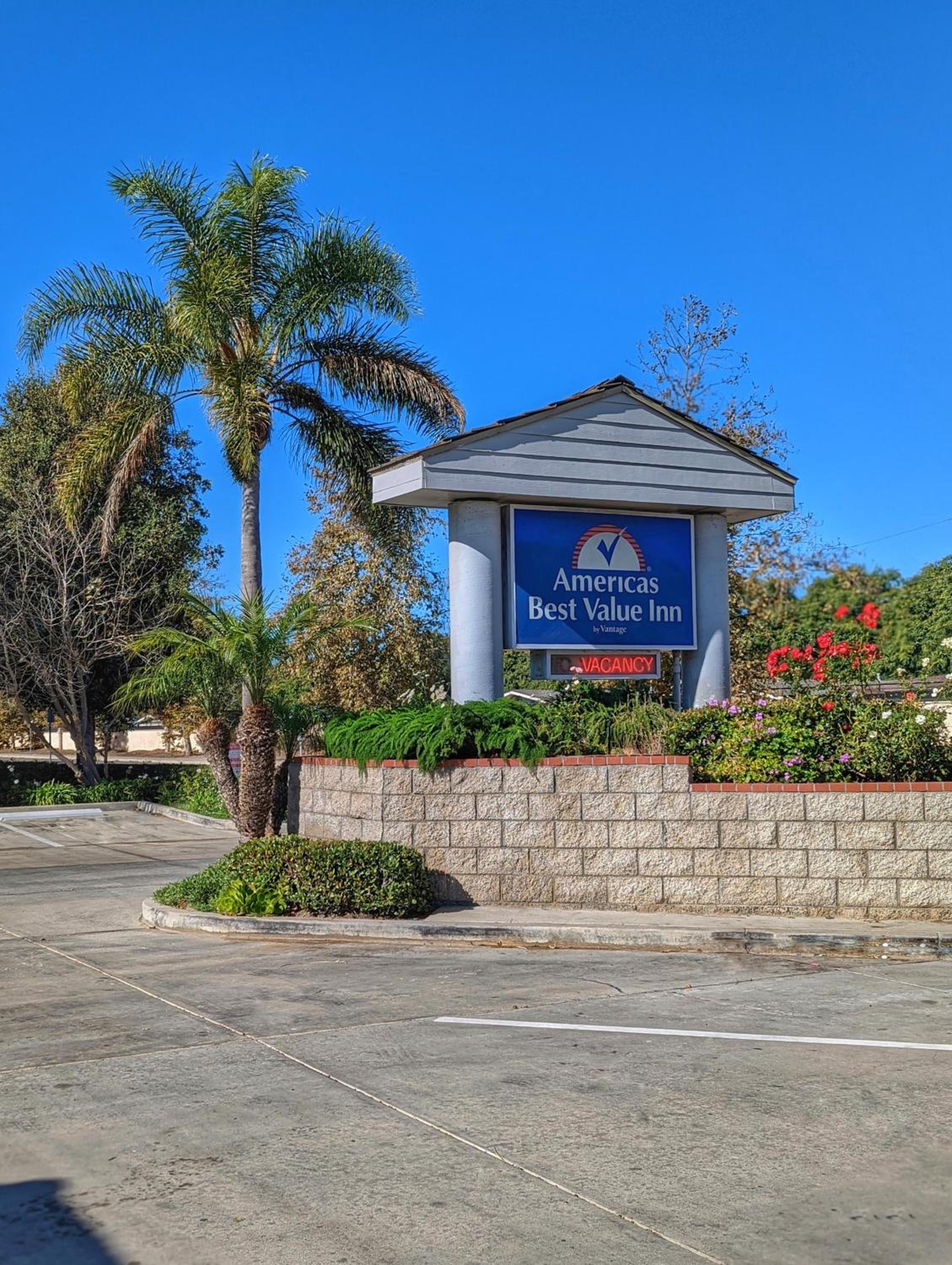Americas Best Value Inn Oxnard-Port Hueneme - Property Image 21