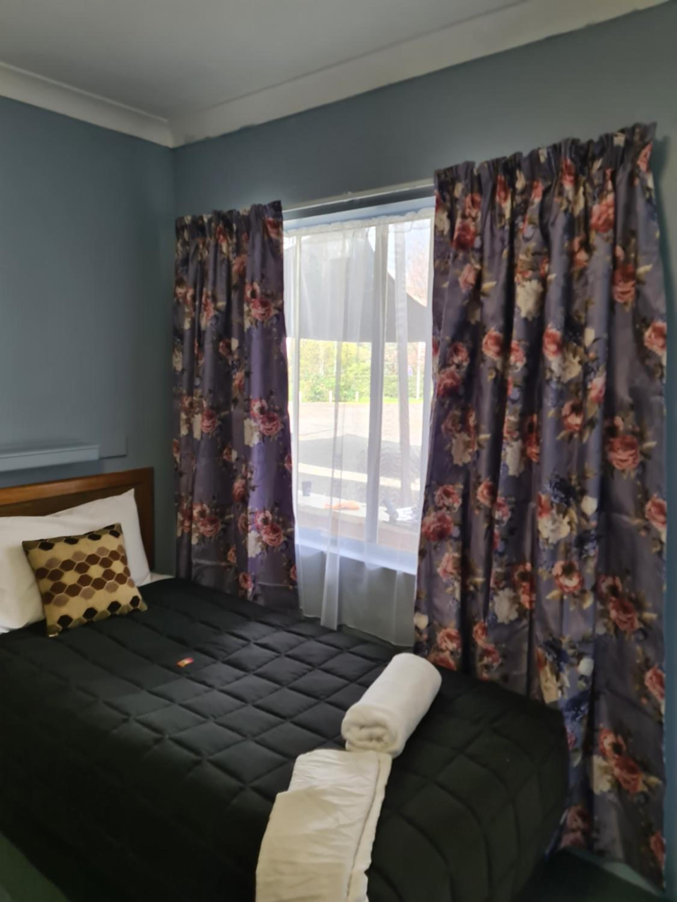 Valley View Motel