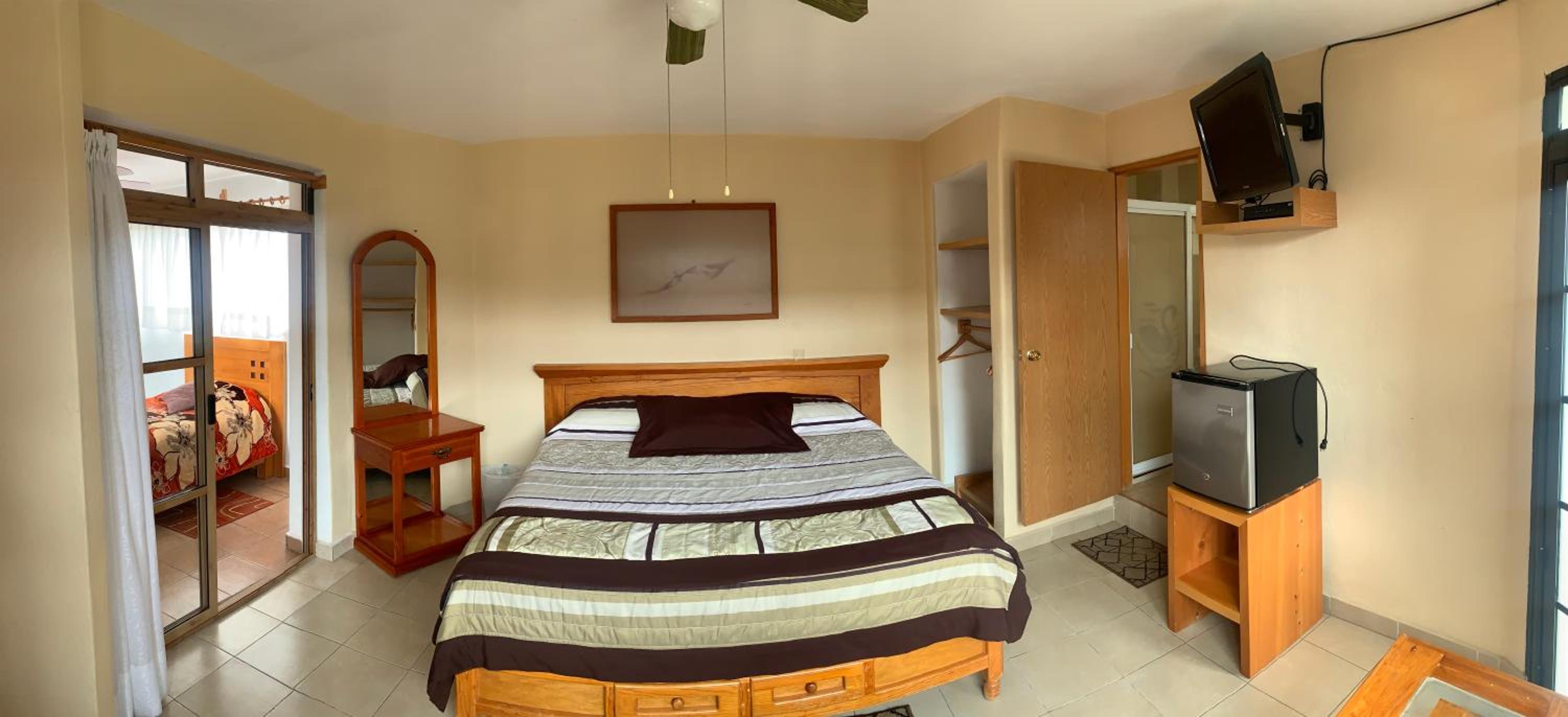 Photo 11