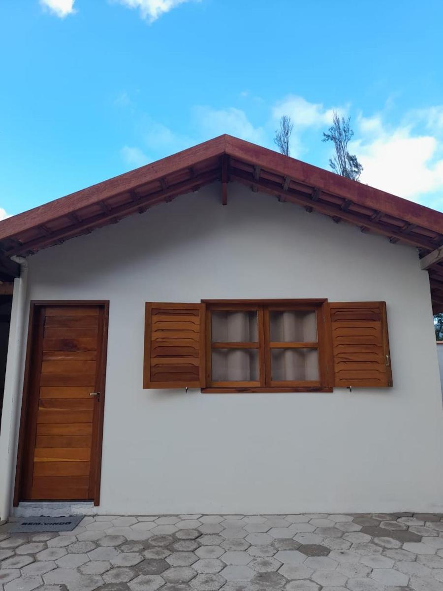 hospedaria chalés das acácias