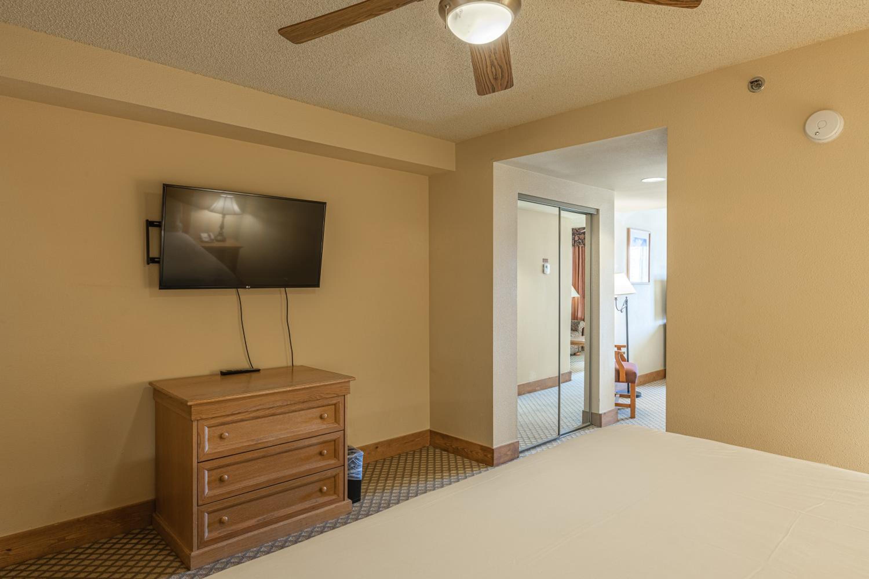 Grand Lodge Condo in the Heart of Mt Crested Butte condo - Property Image 12