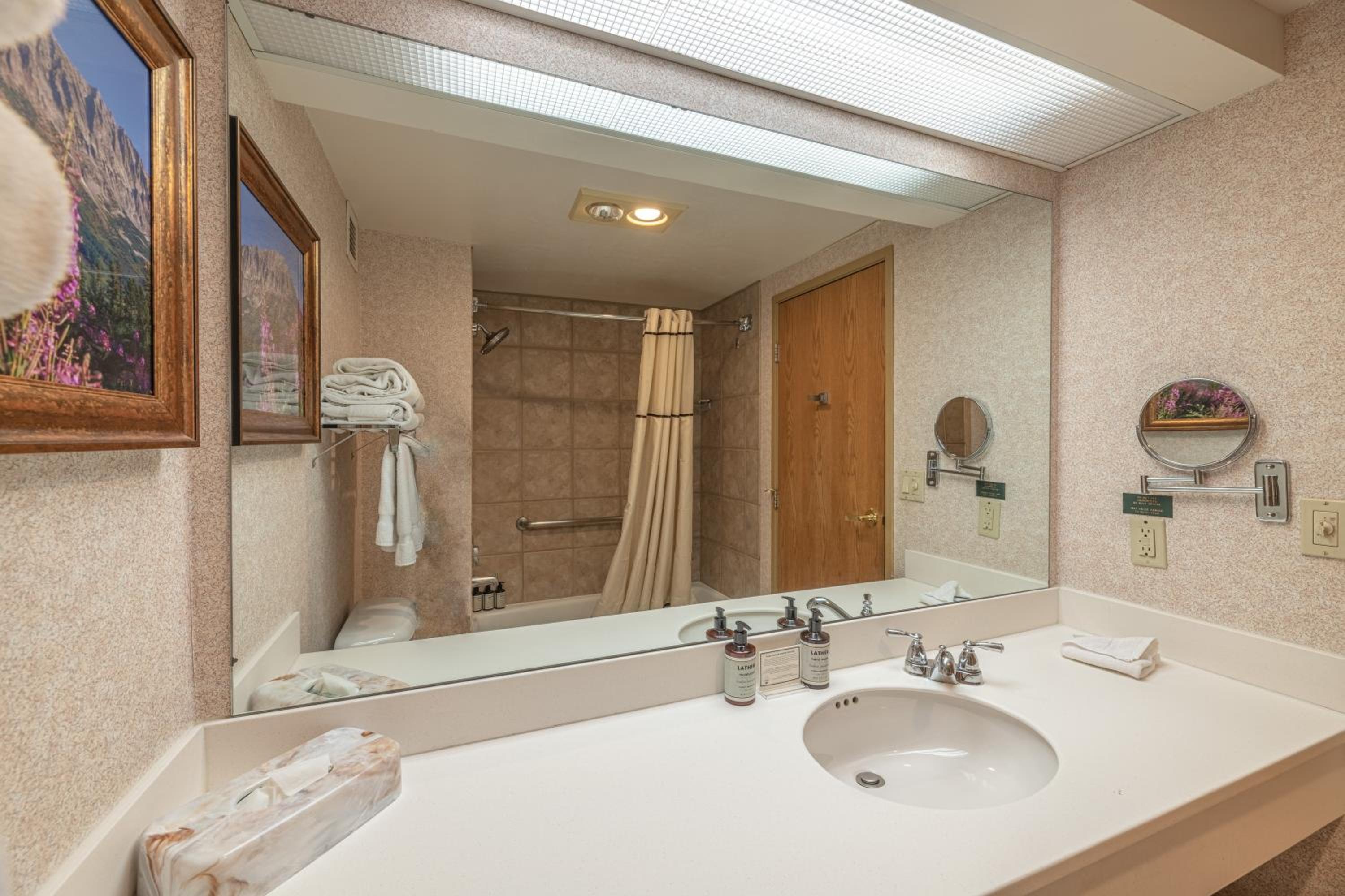Grand Lodge Condo in the Heart of Mt Crested Butte condo - Property Image 9
