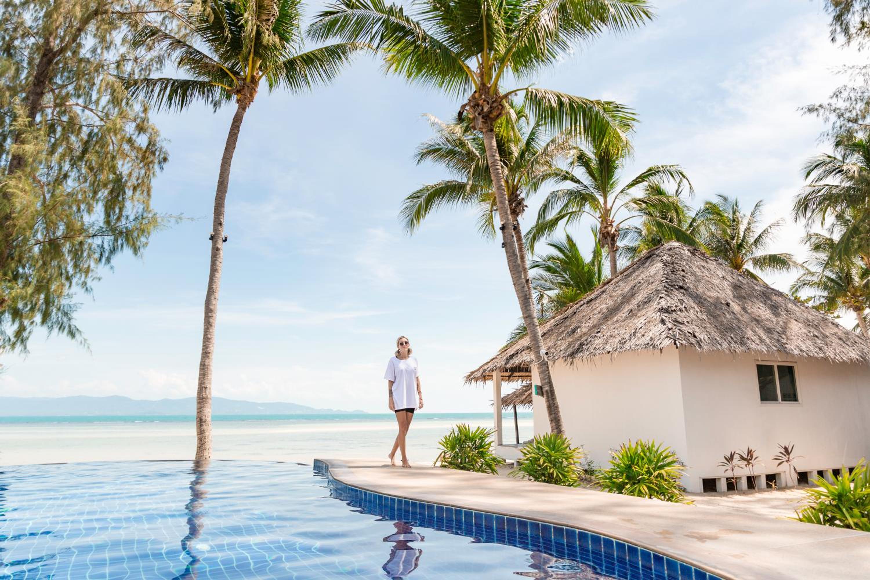 Sarana Bungalows view 3