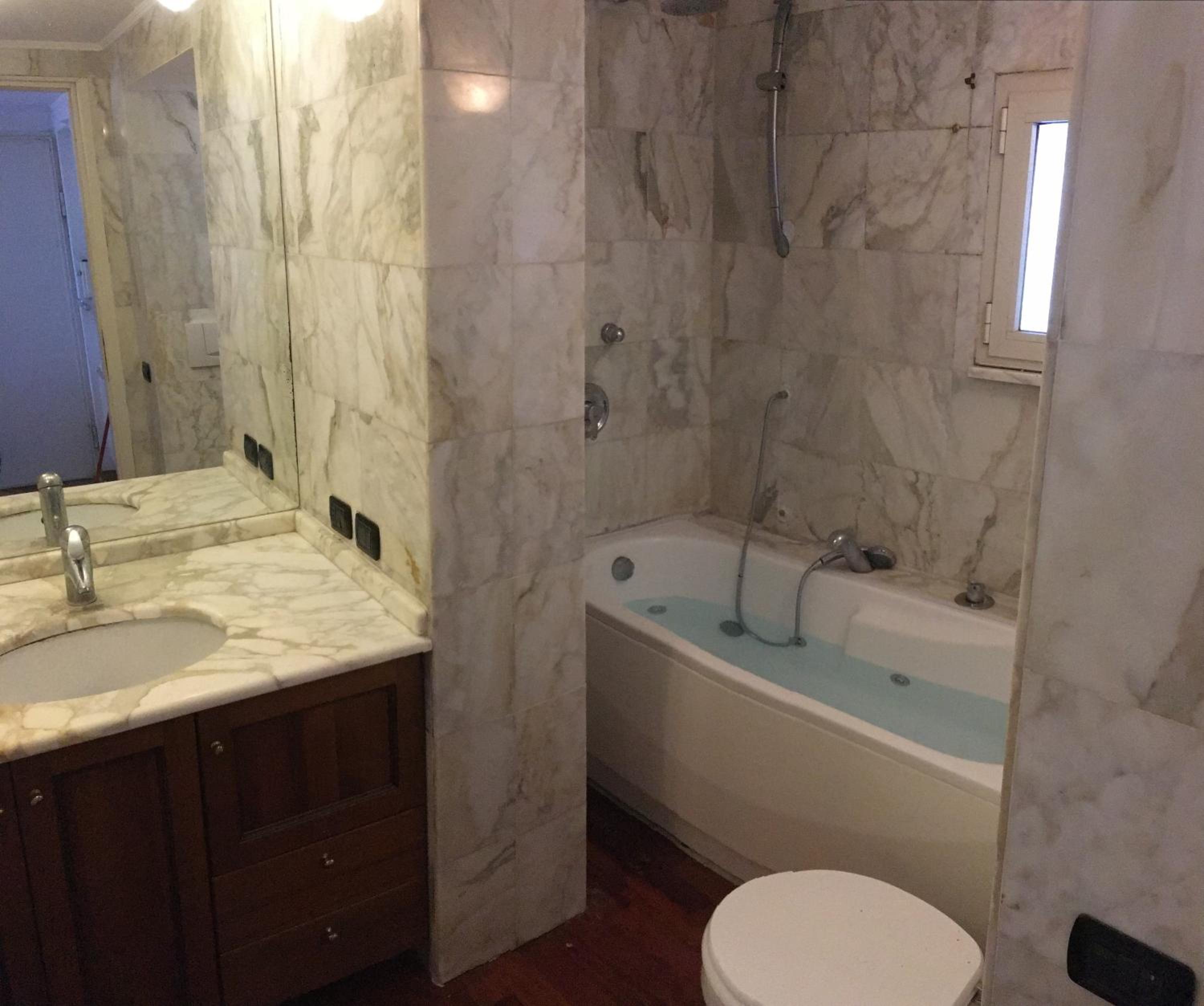 Sunny Rome Attico con Jacuzzi, terrazzo e fibra