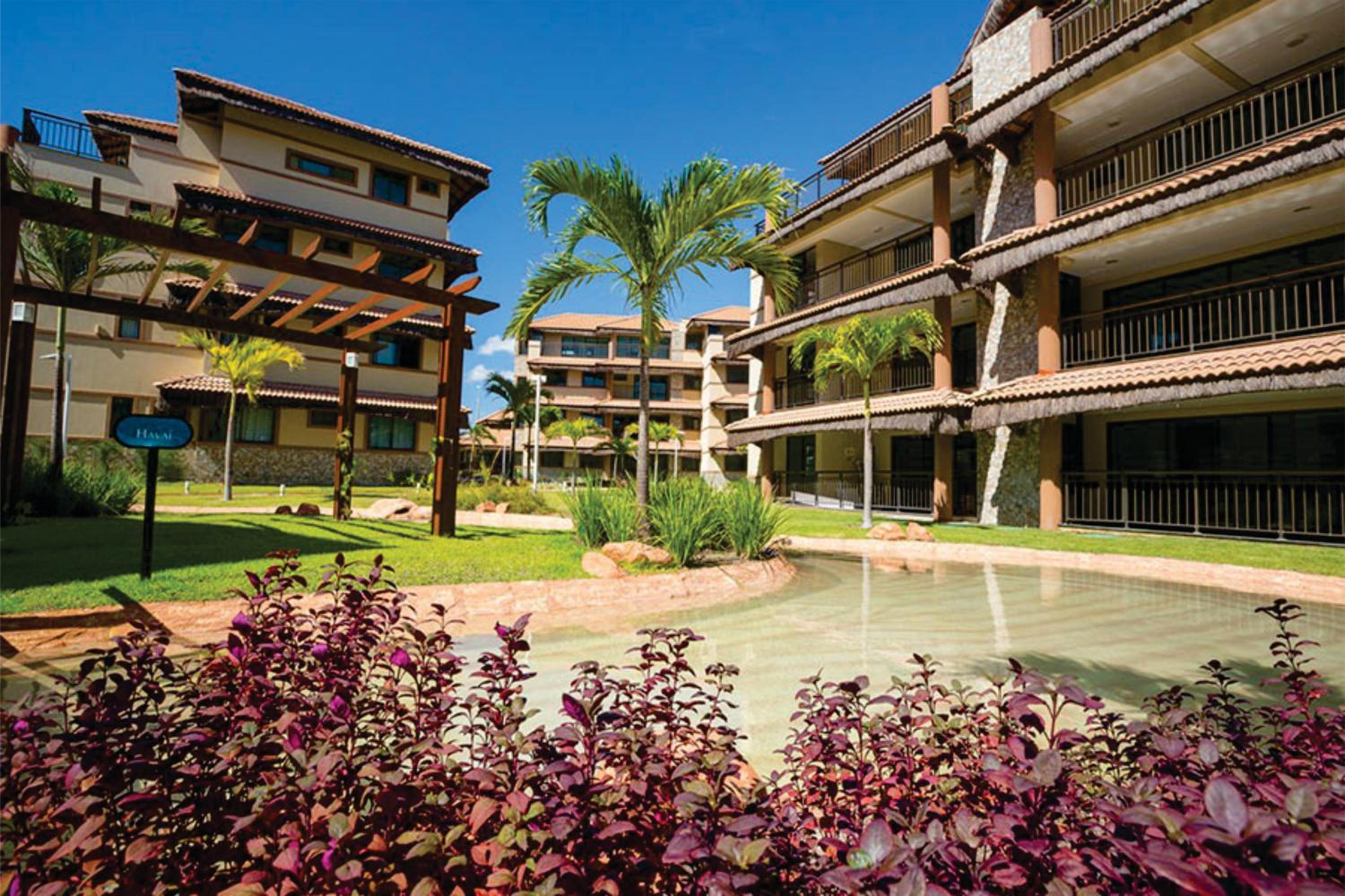 Riviera Beach Place And Manhattan Golf Residence Up to 6 Adults and 3 Children