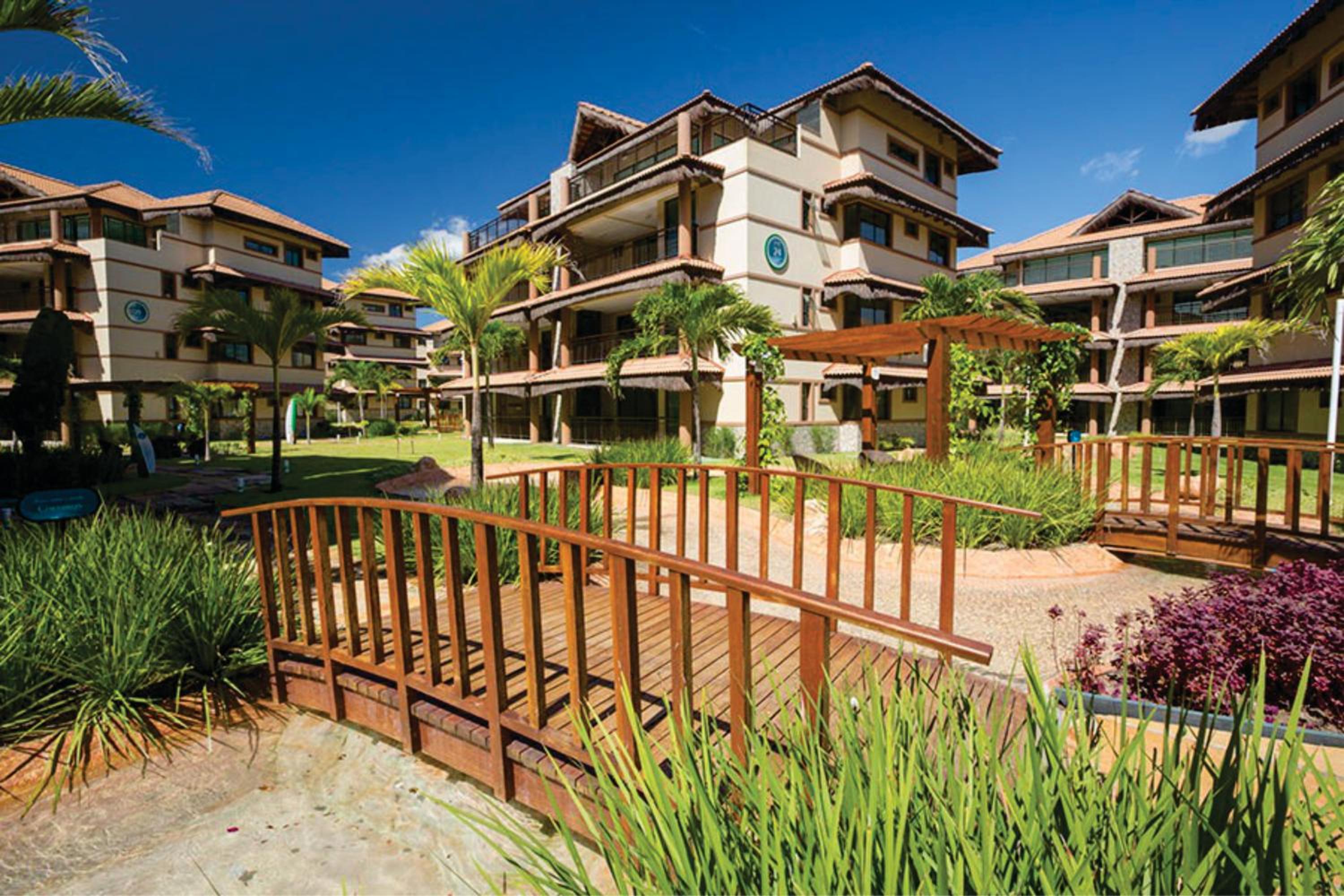 Riviera Beach Place And Manhattan Golf Residence Up to 6 Adults and 3 Children