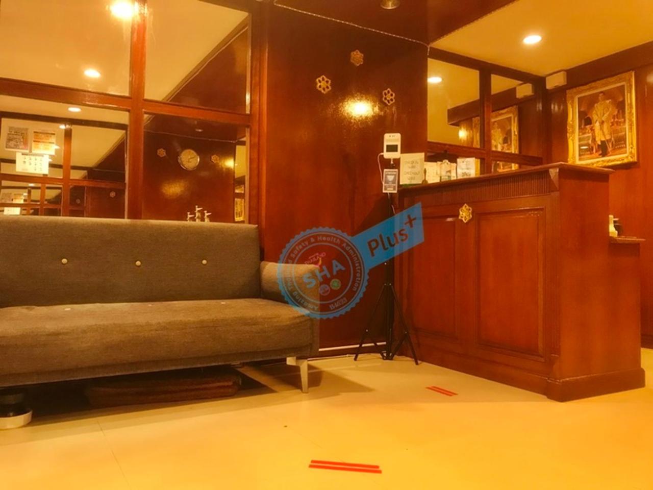 Le Tanjong House