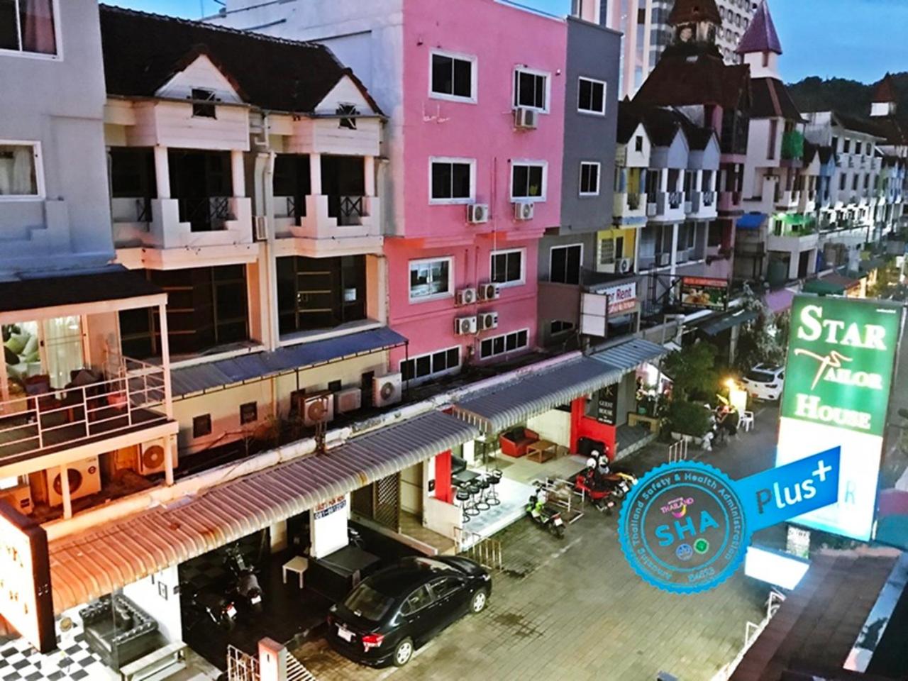 Le Tanjong House