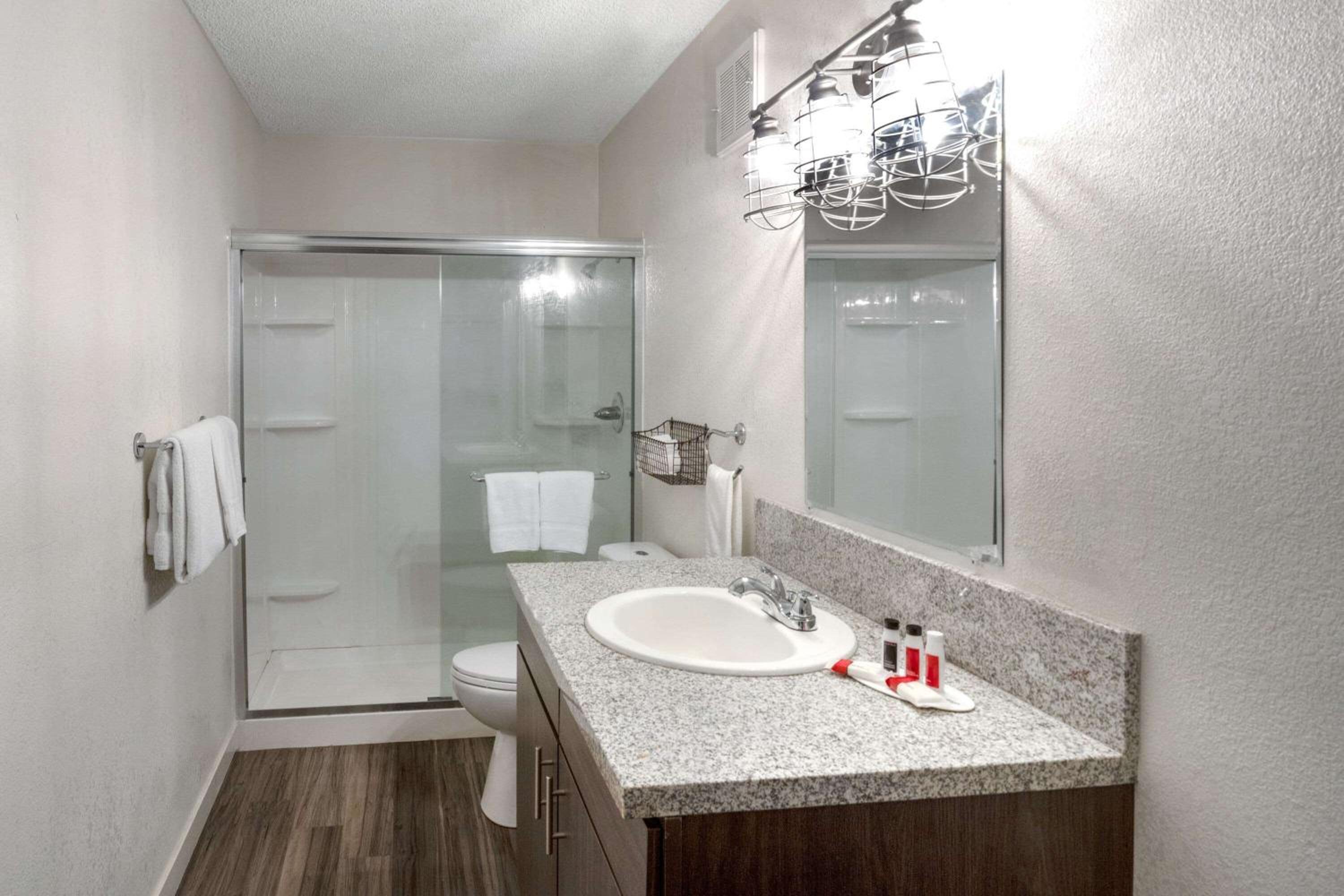 Hillside Crossing Nashville a Ramada by Wyndham - Property Image 53