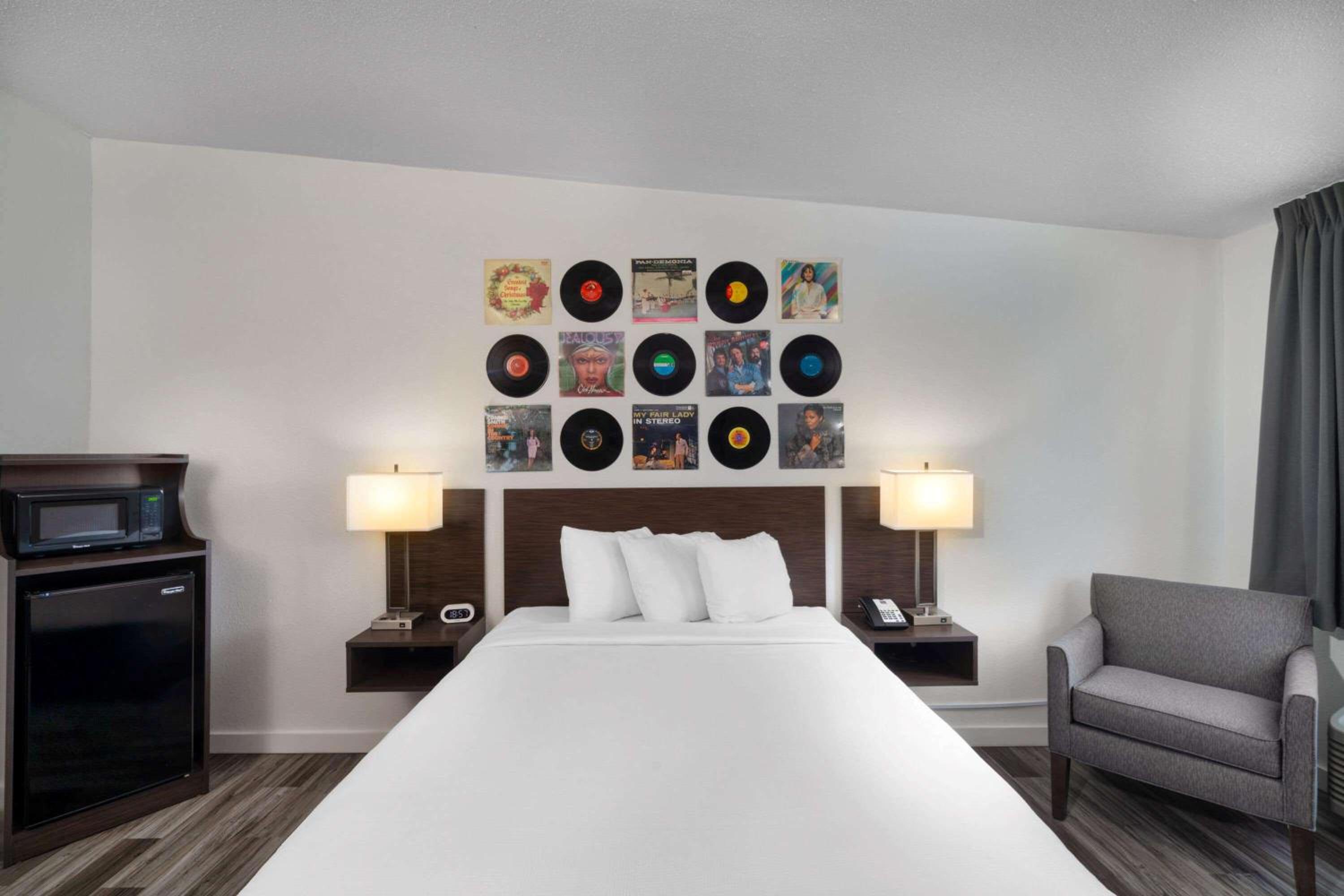 Hillside Crossing Nashville a Ramada by Wyndham - Property Image 55