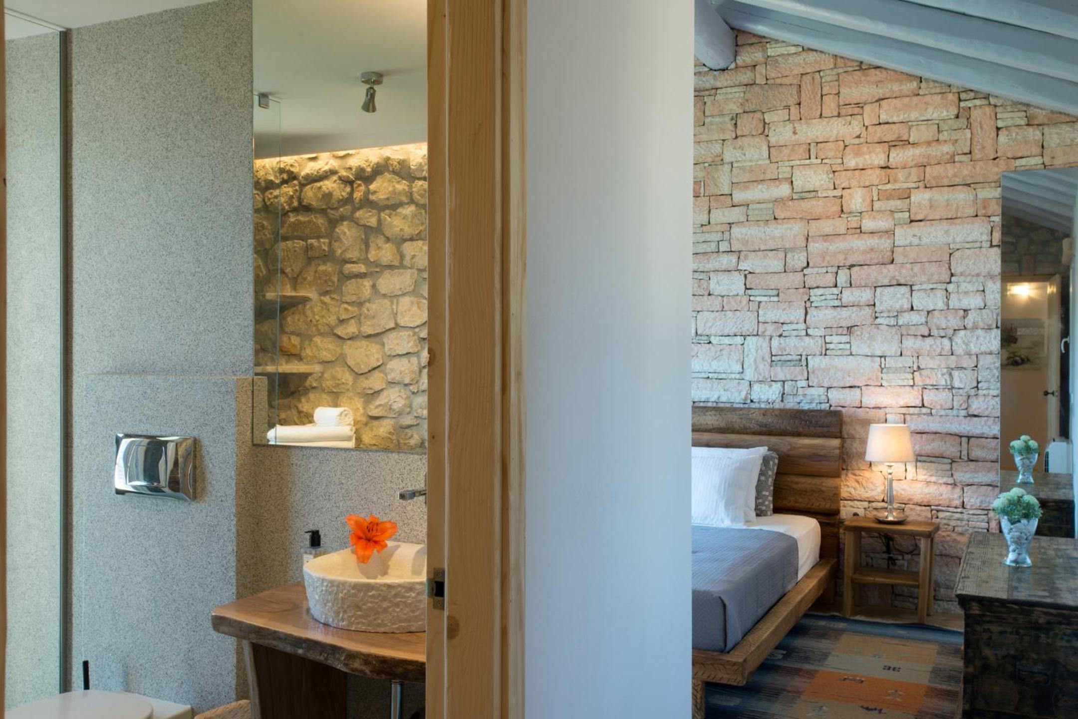 Sinium Luxury Villas view 4