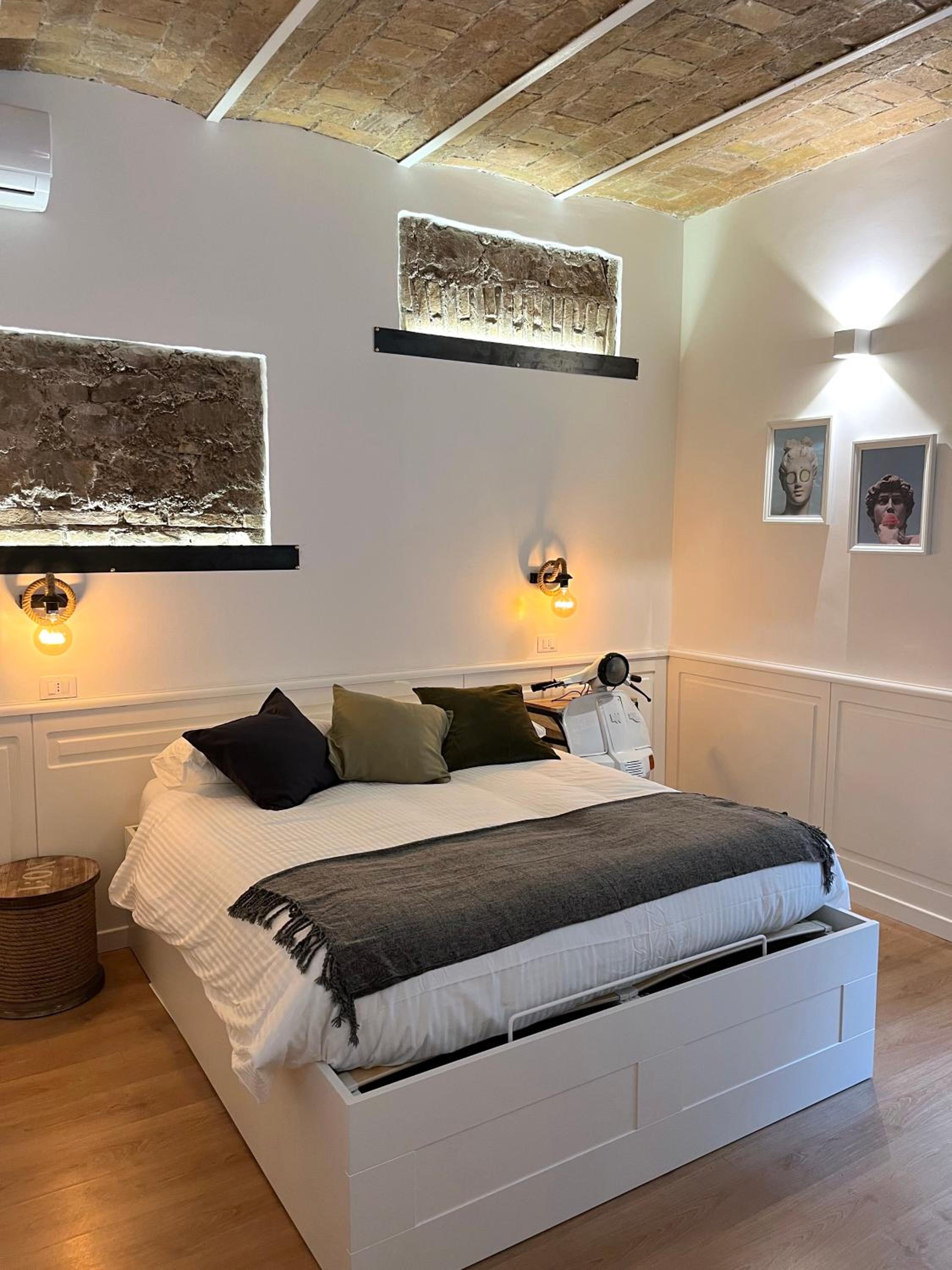 Domus Avi - Guest House