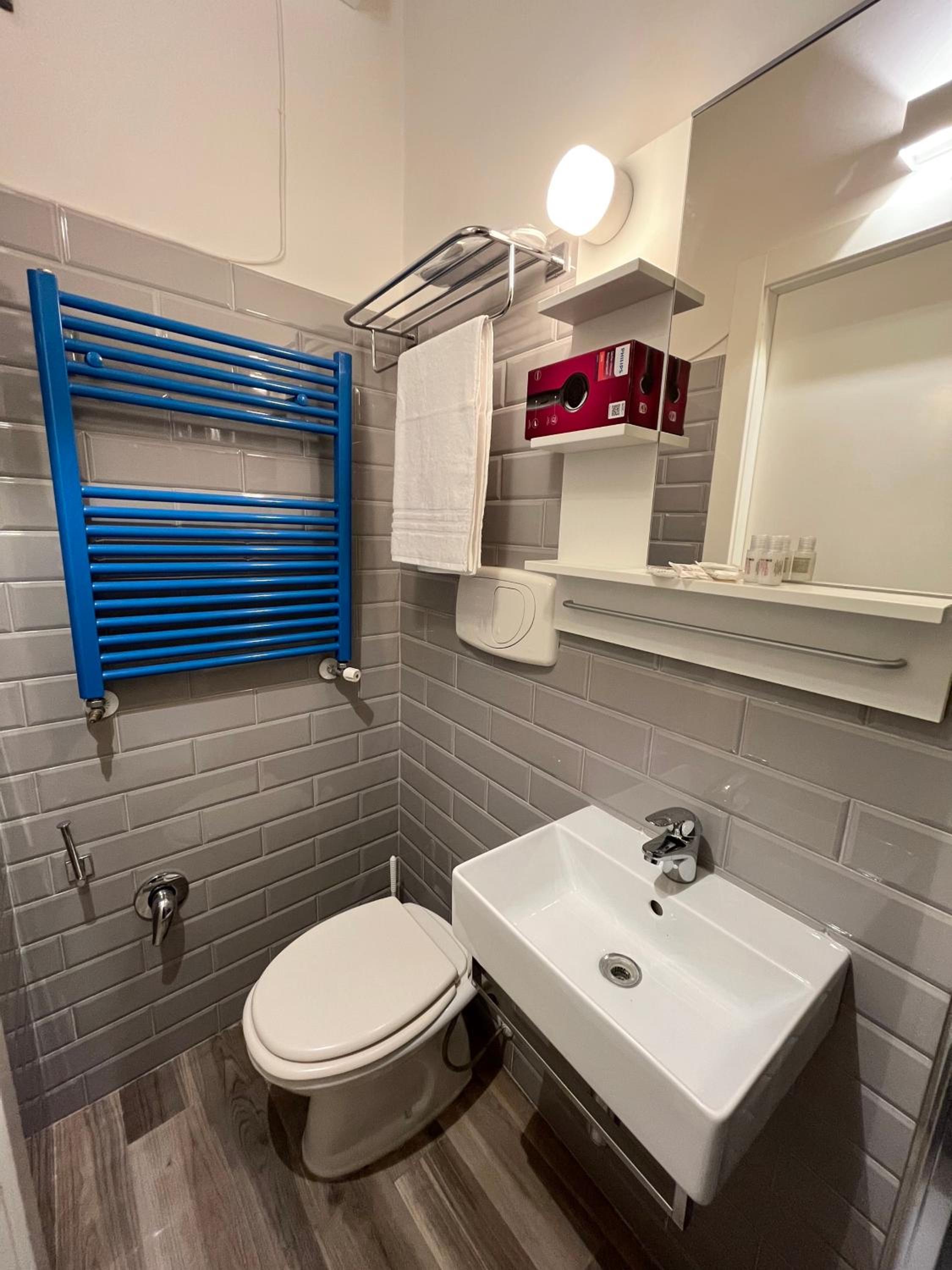 Domus Avi - Guest House