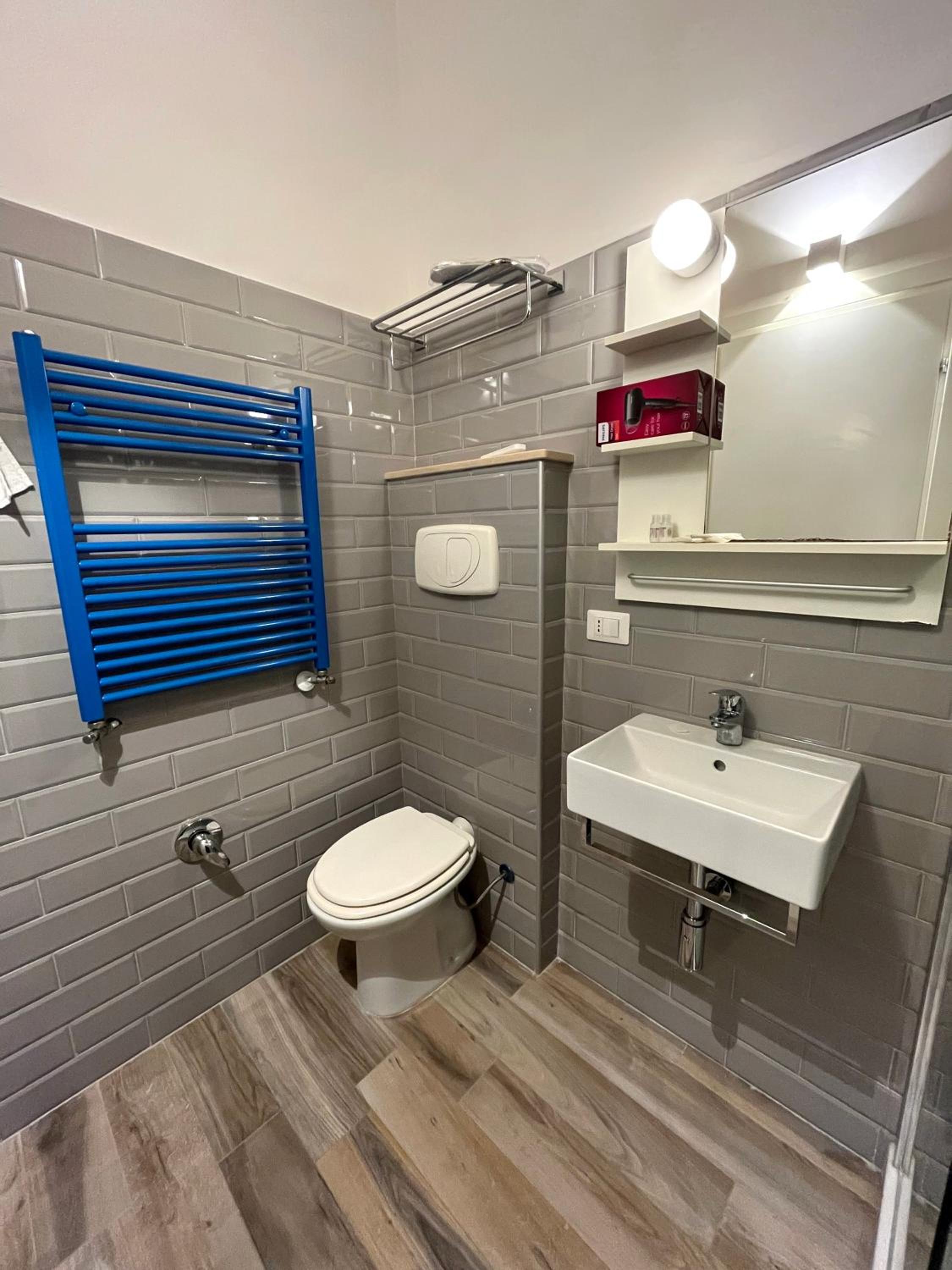 Domus Avi - Guest House