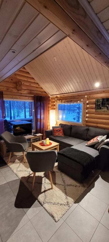 Lampiranta Log cabin view 5