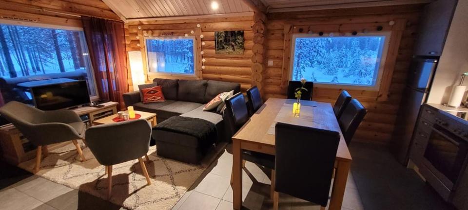 Lampiranta Log cabin view 4