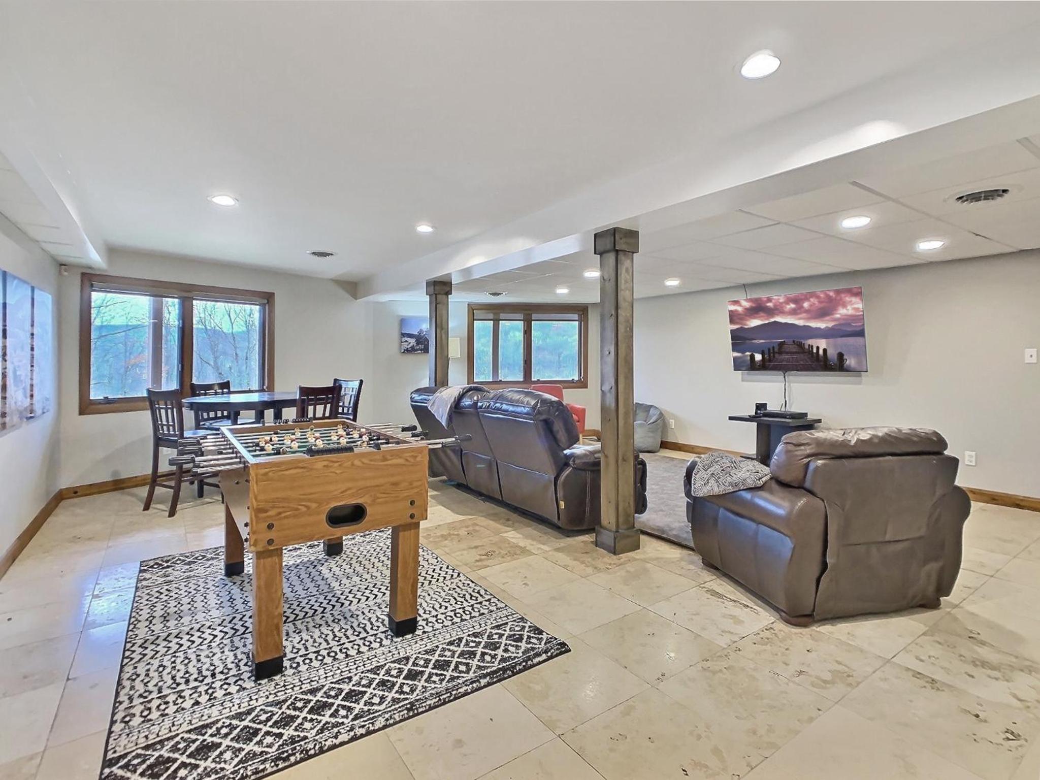 The Ridge Chalet in Ellicottville Hot Tub & Sauna view 3