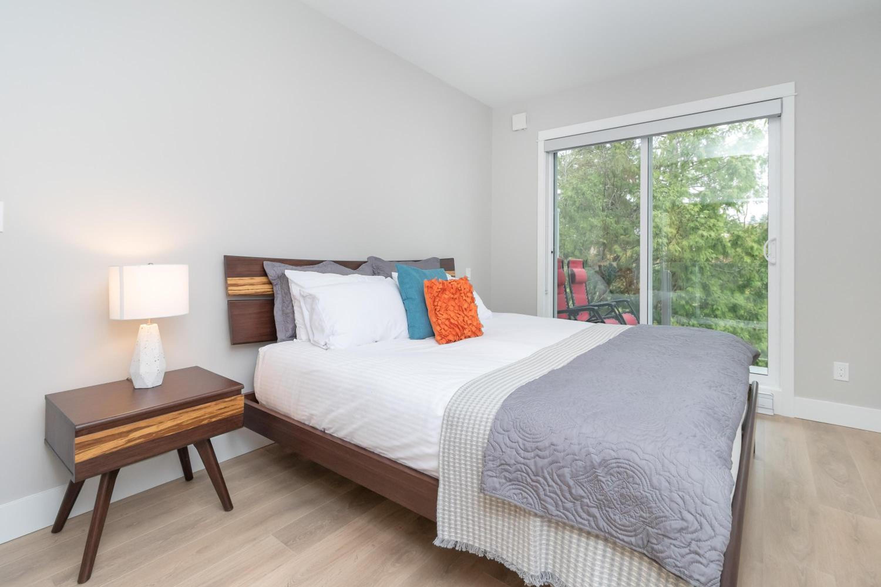 Sooke Vacations - Coffee With A View In Brand New One Bedroom At Sooke Harbour - Property Image 10