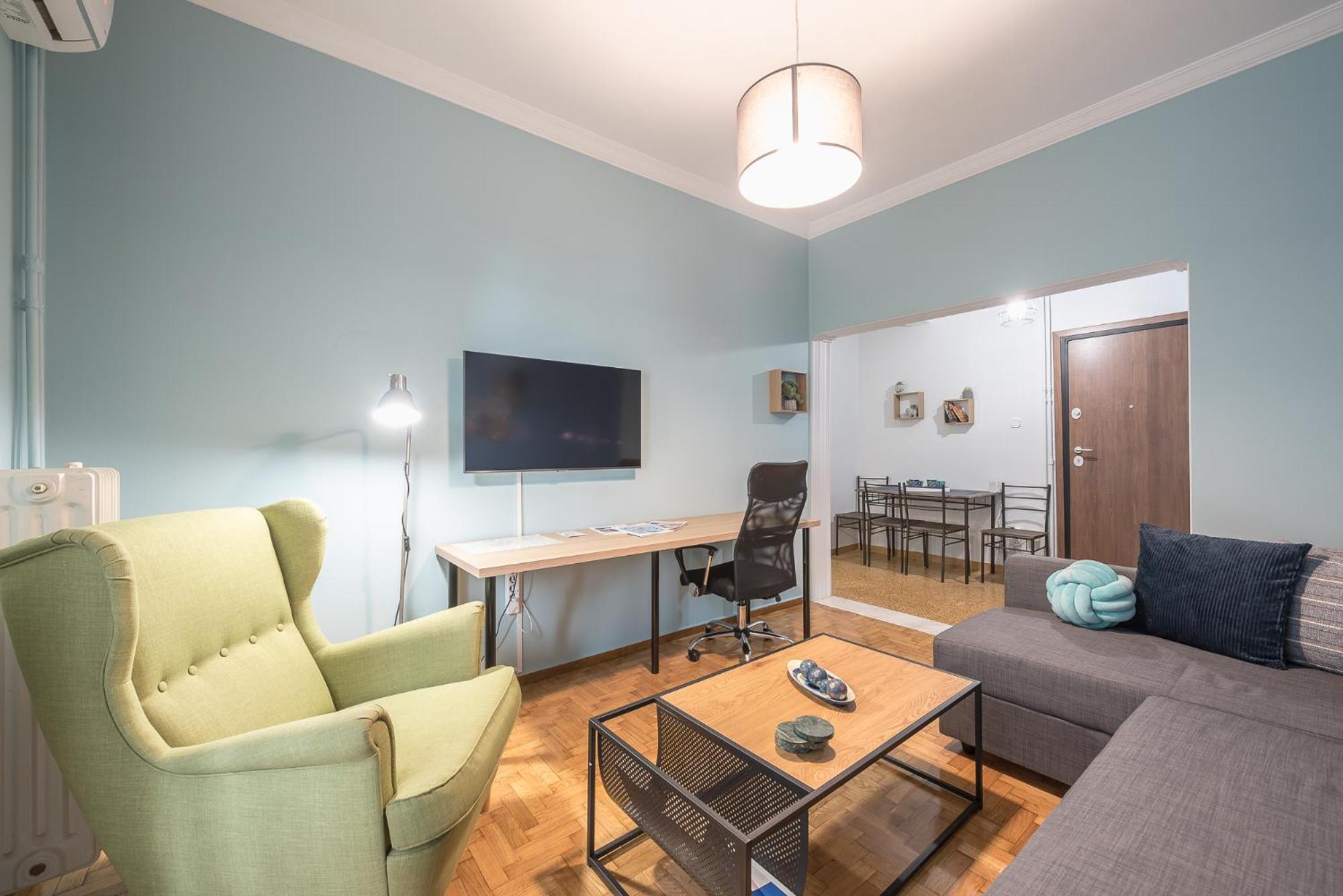 Boutique Acropolis Apartment by Cloudkeys - Just 5 minutes walk to Acropolis Museum photo 3