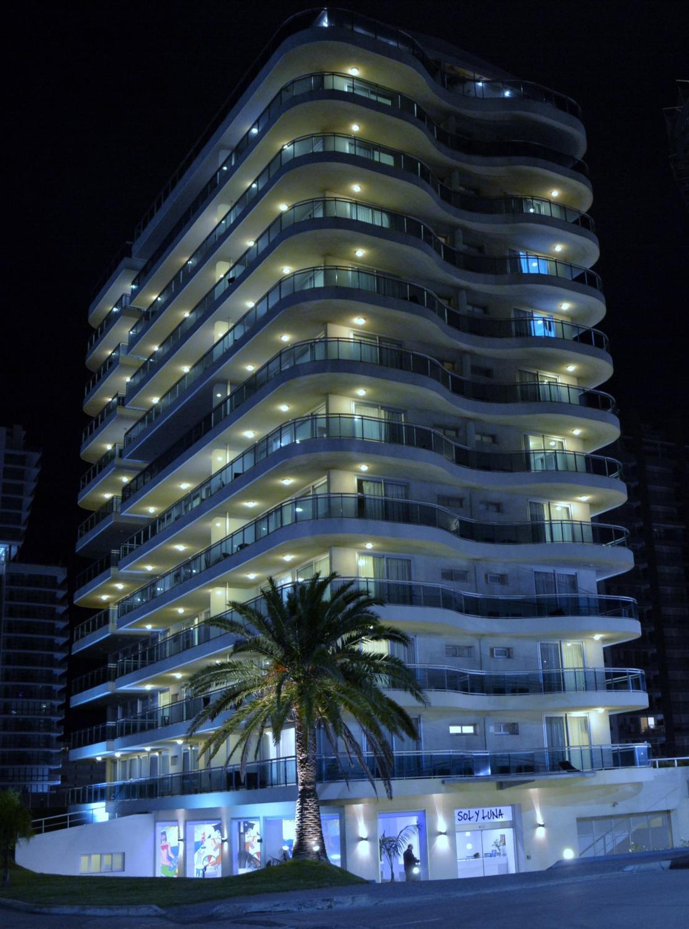 Sol y Luna 2 Punta del Este - Apartamentos Full Amenities