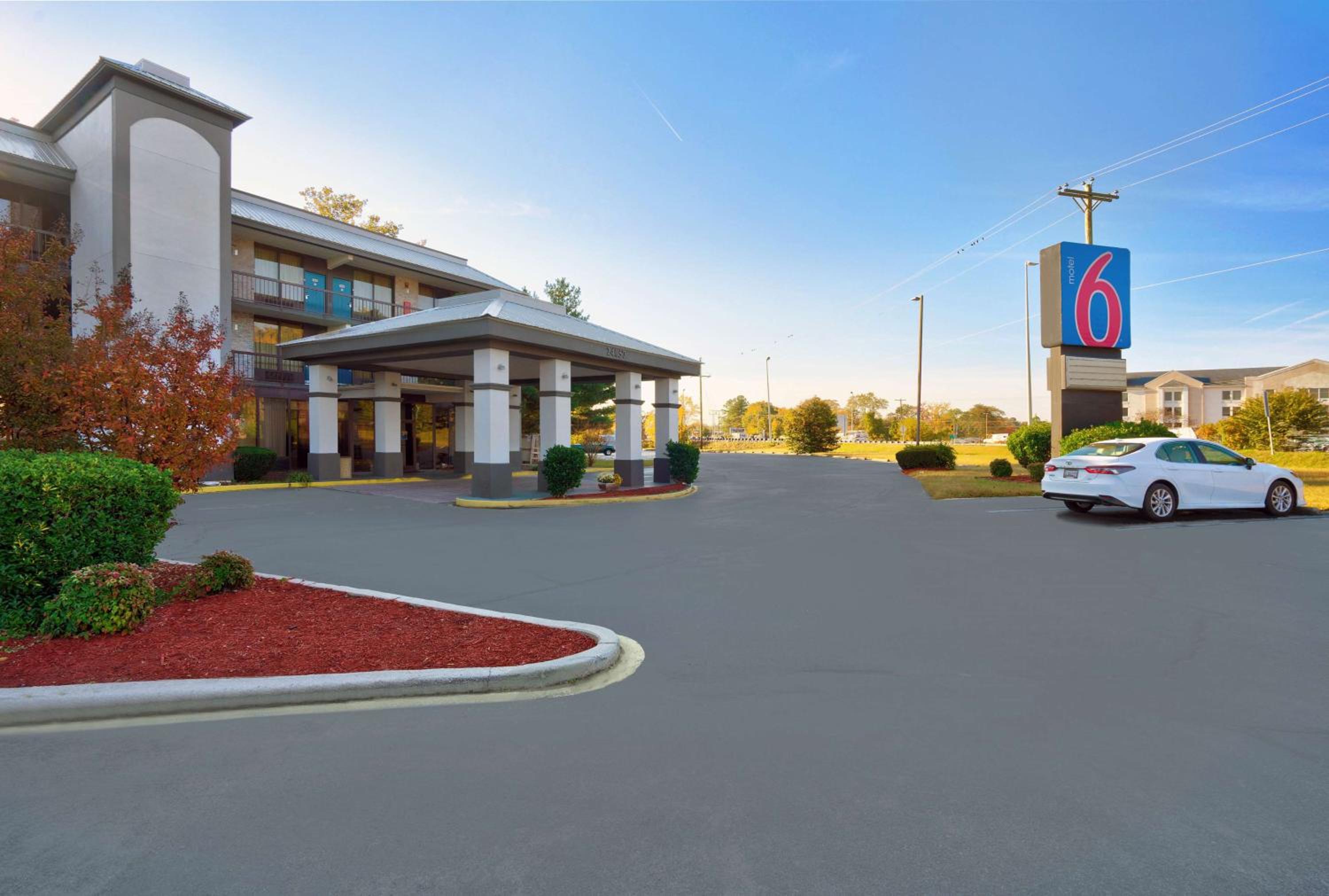 Salisbury Vacations - Motel 6-Seaford, DE - Property Image 2