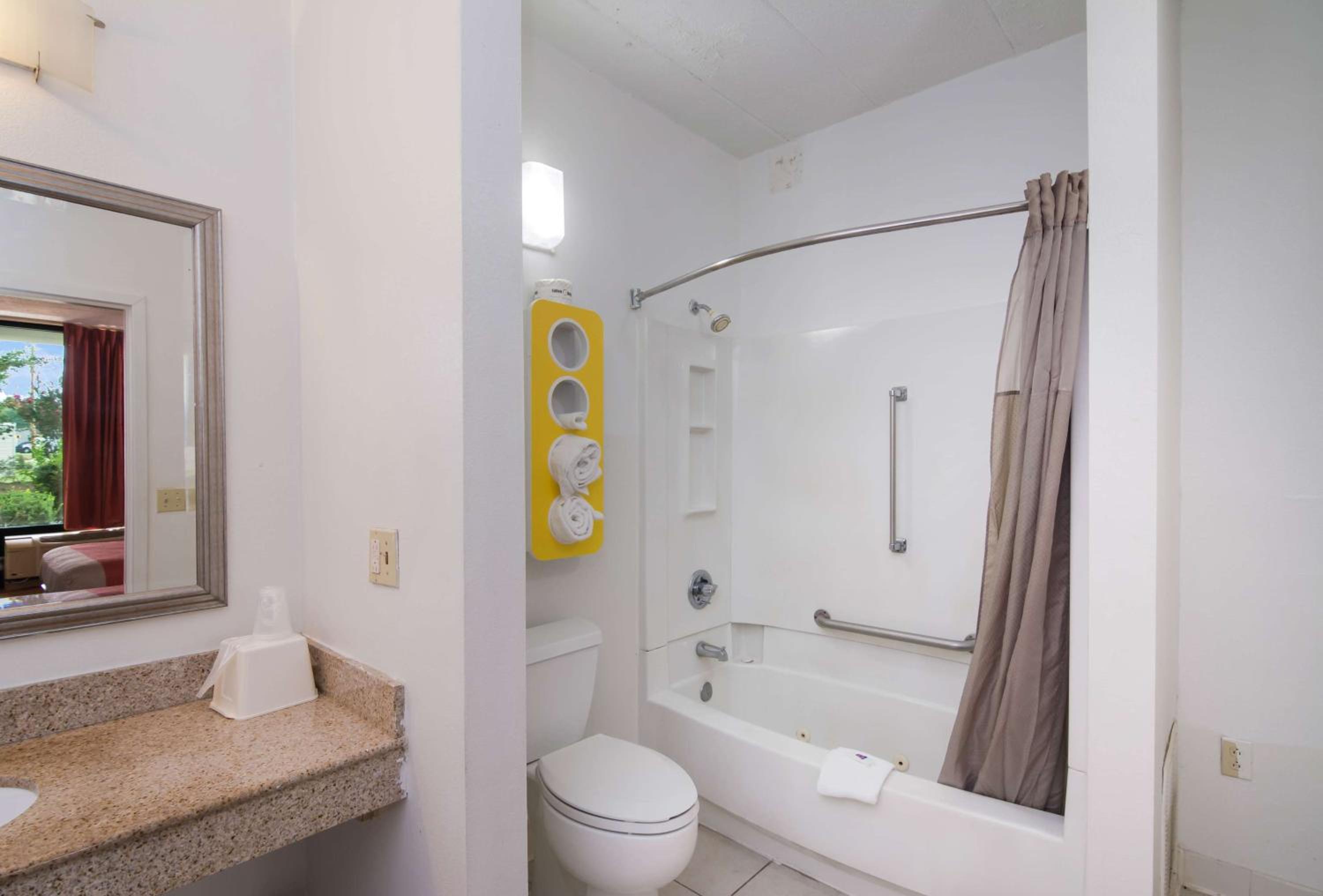 Motel 6-Seaford, DE - Property Image 1