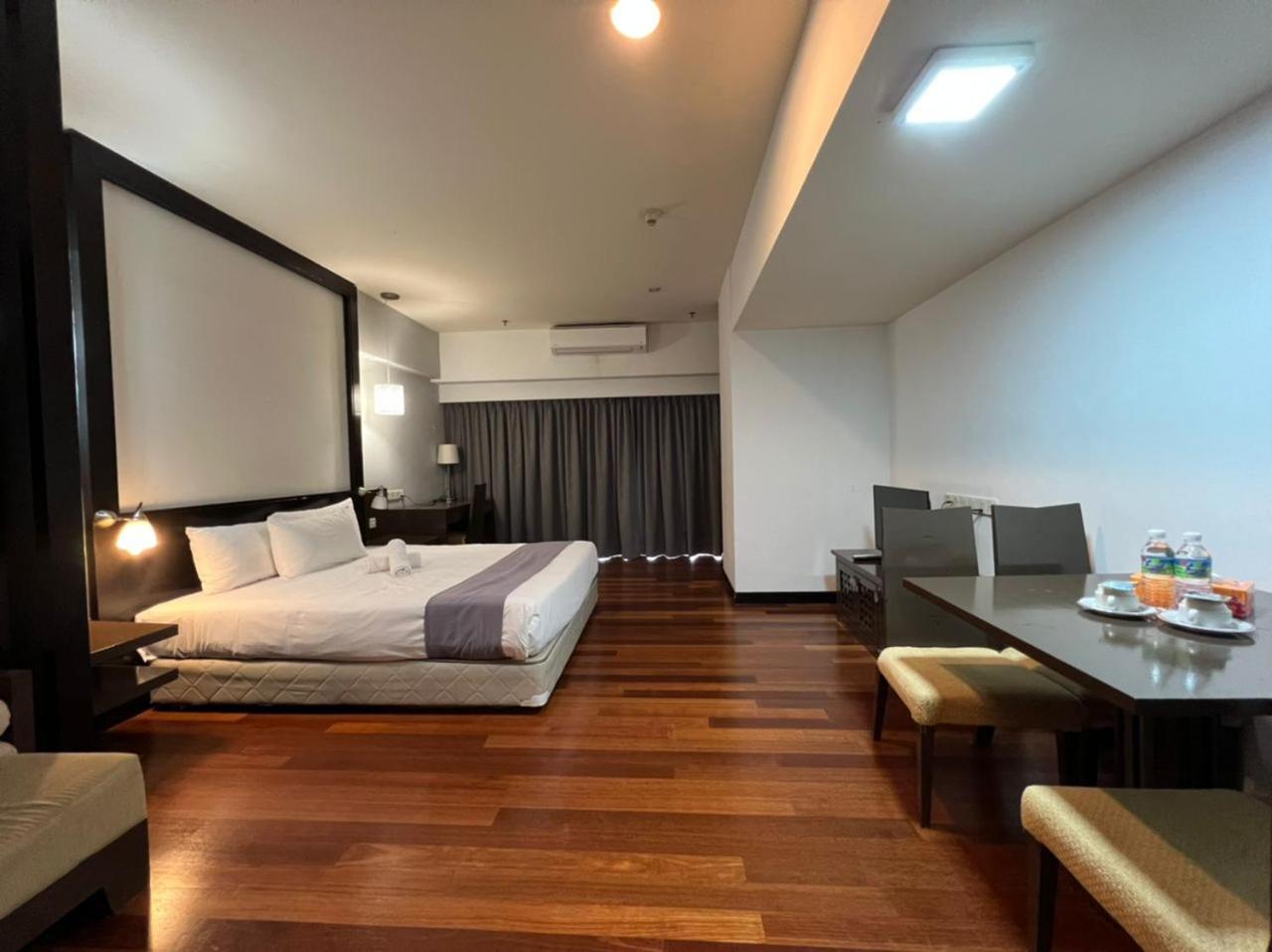 Raintree Resort Suites
