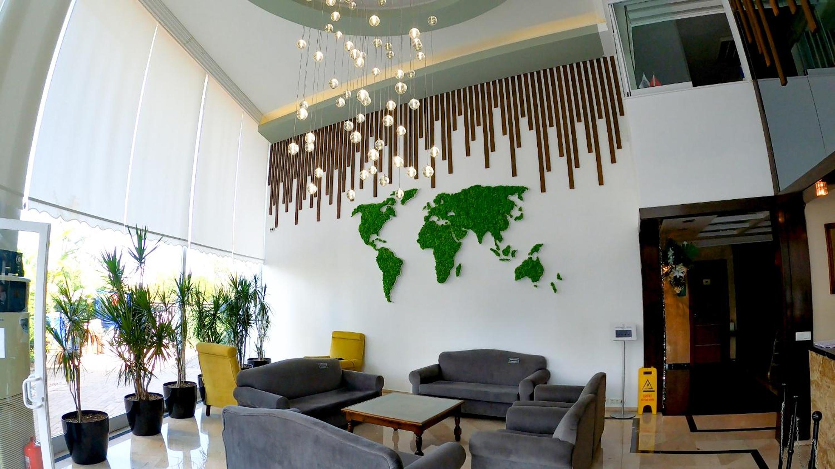 The Corner Park Hotel - Image 52