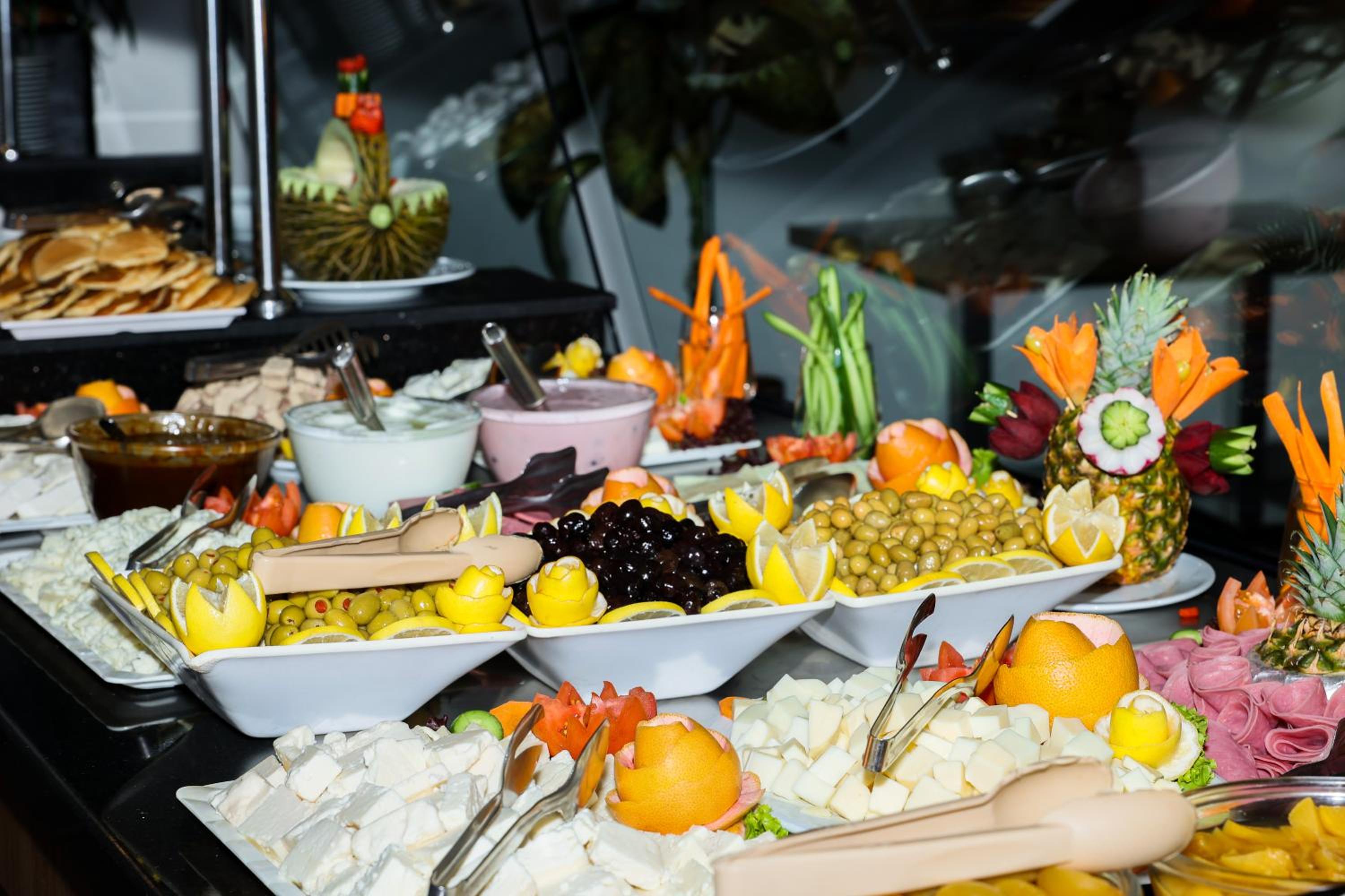 The Corner Park Hotel - Image 56