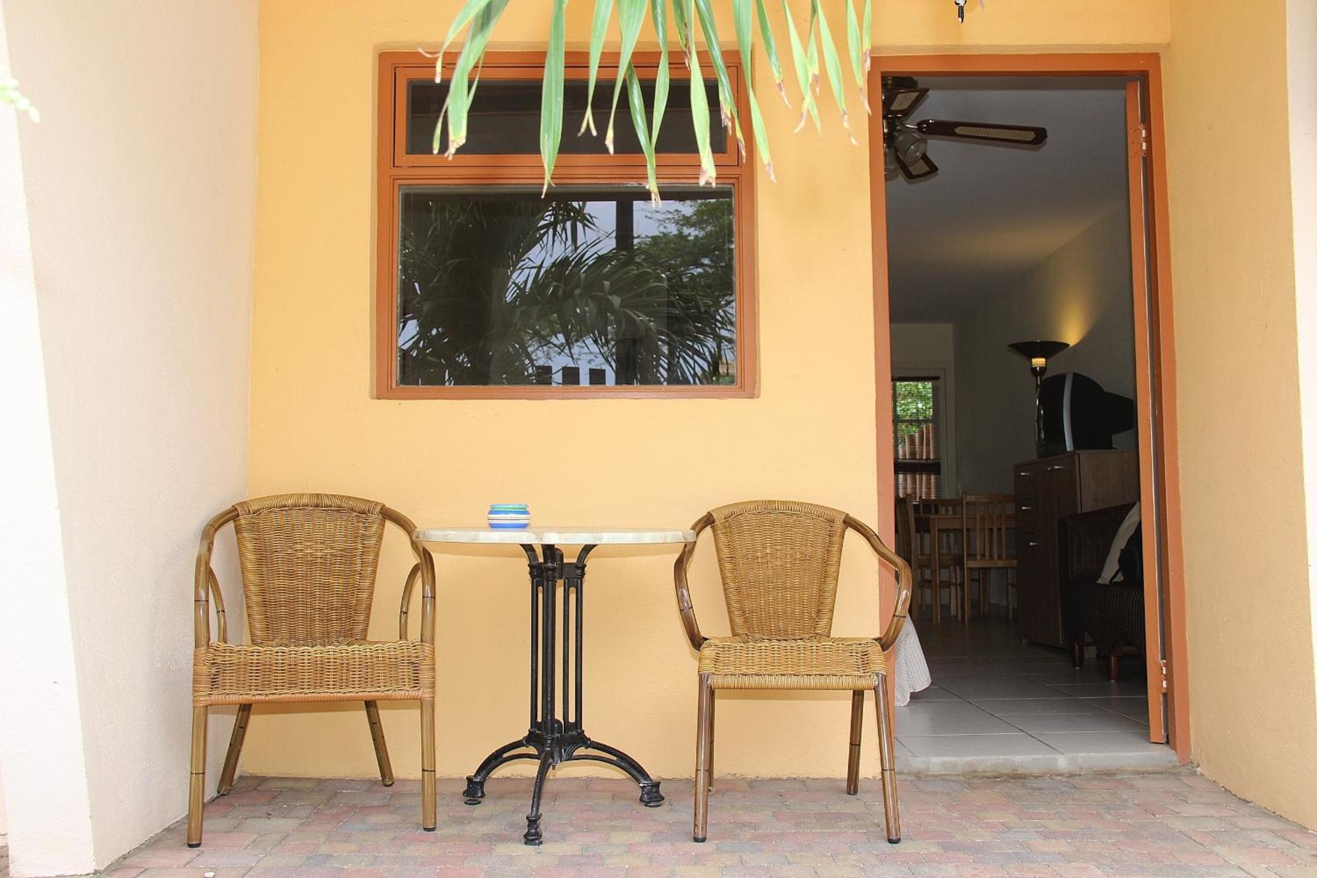 Camacuri Apartments