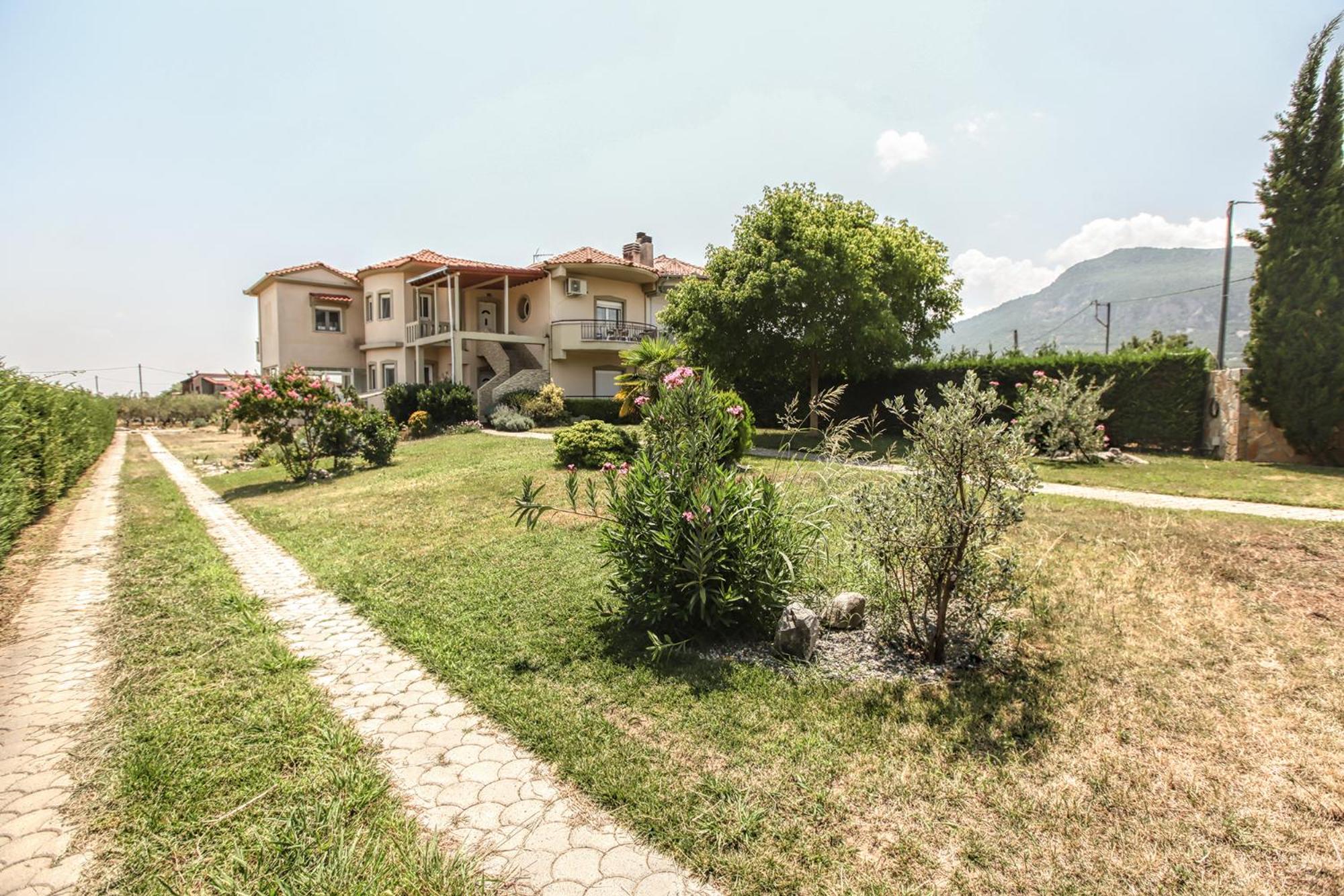 Meteora's Secret Garden House#2 photo 1
